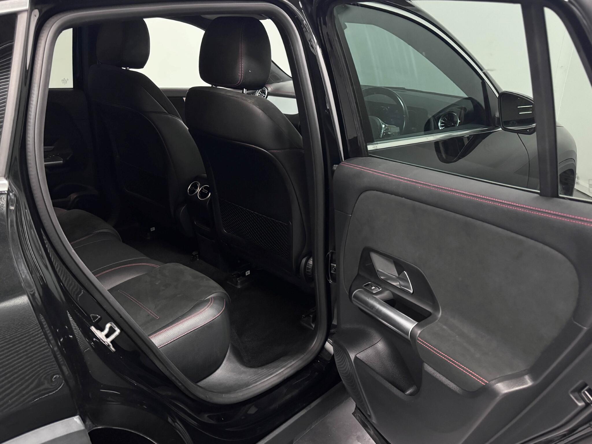 Mercedes-Benz Eqa view 29