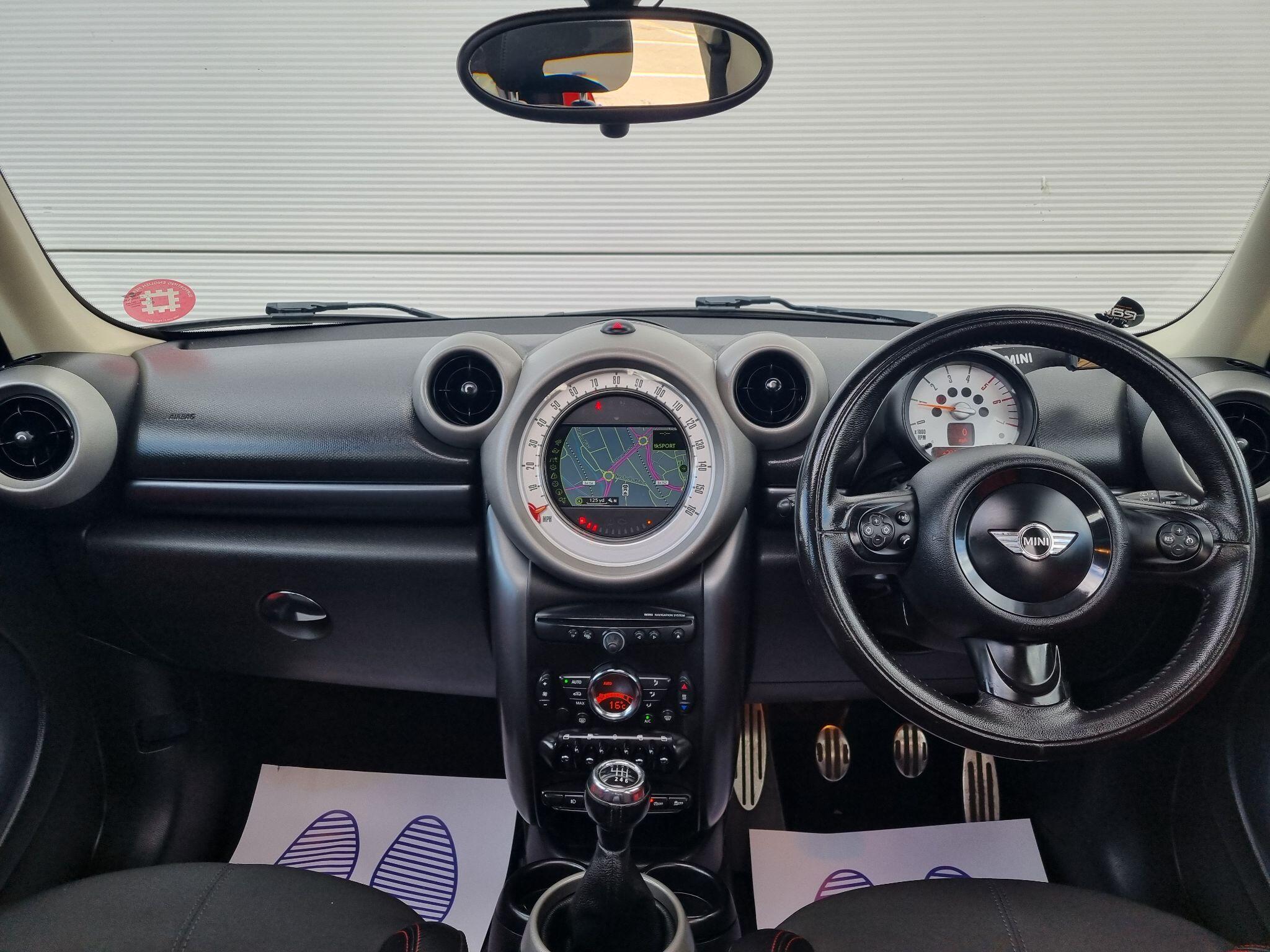 Mini Countryman view 15