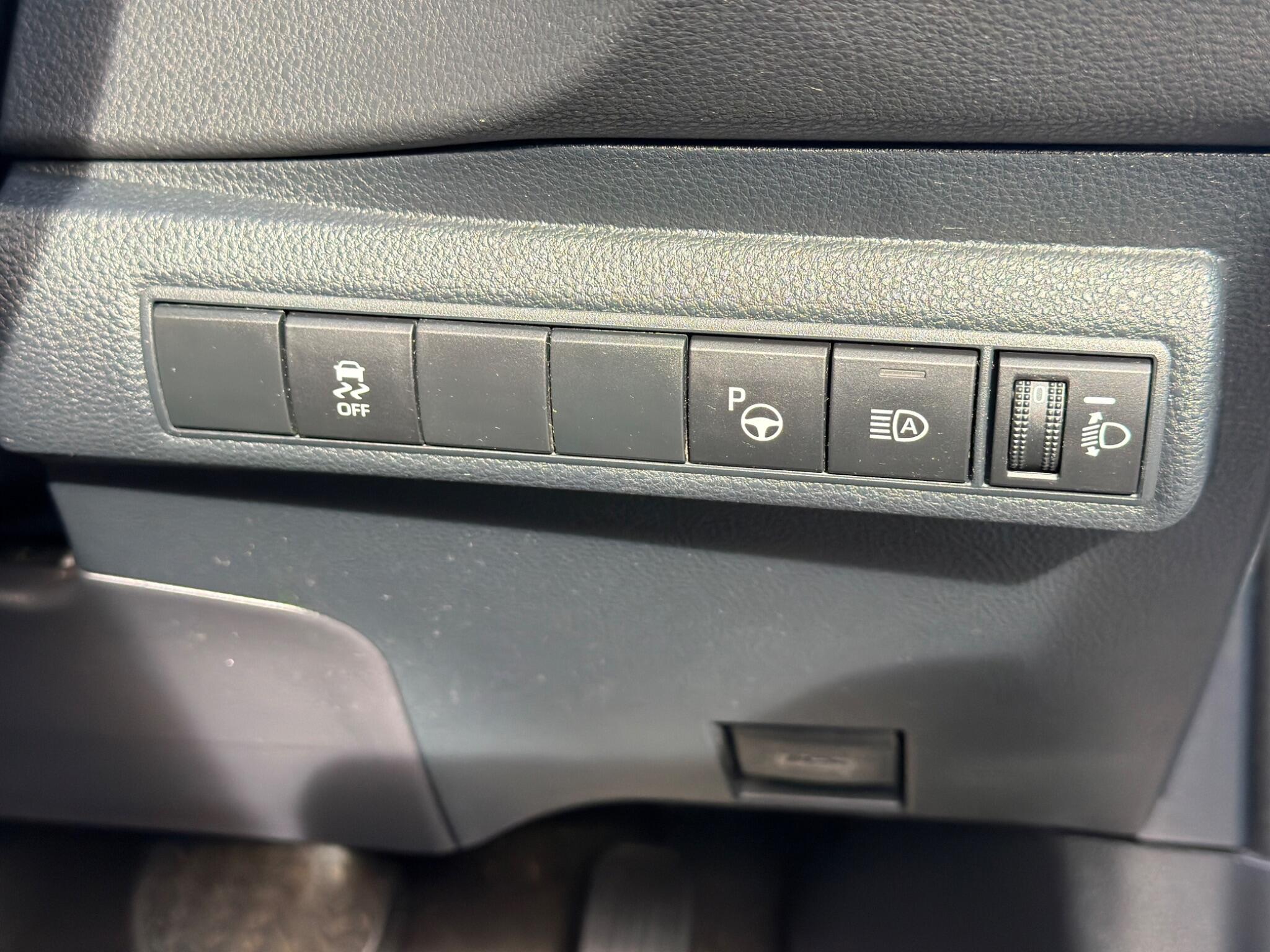 Toyota Corolla view 21