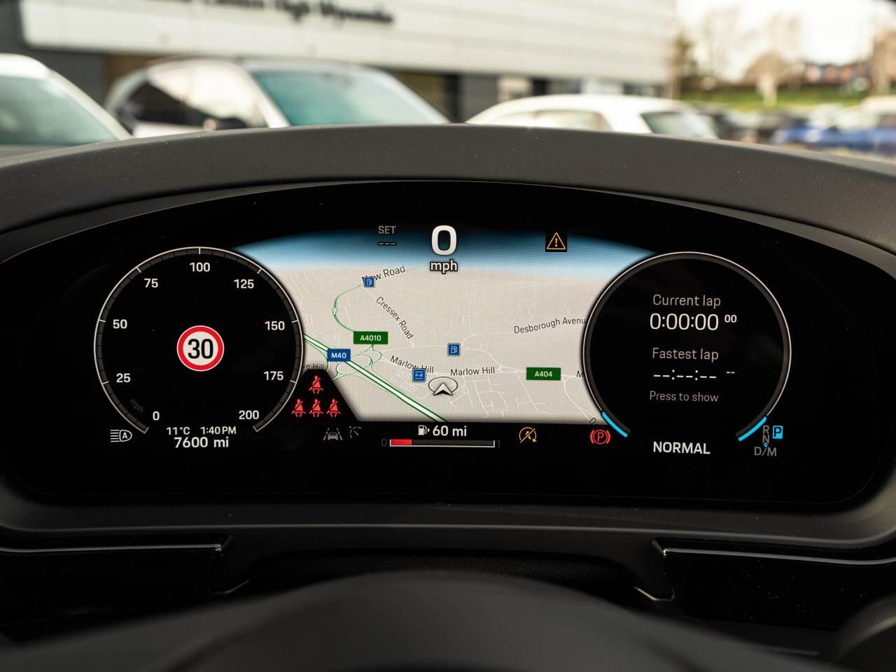 Porsche Cayenne view 19