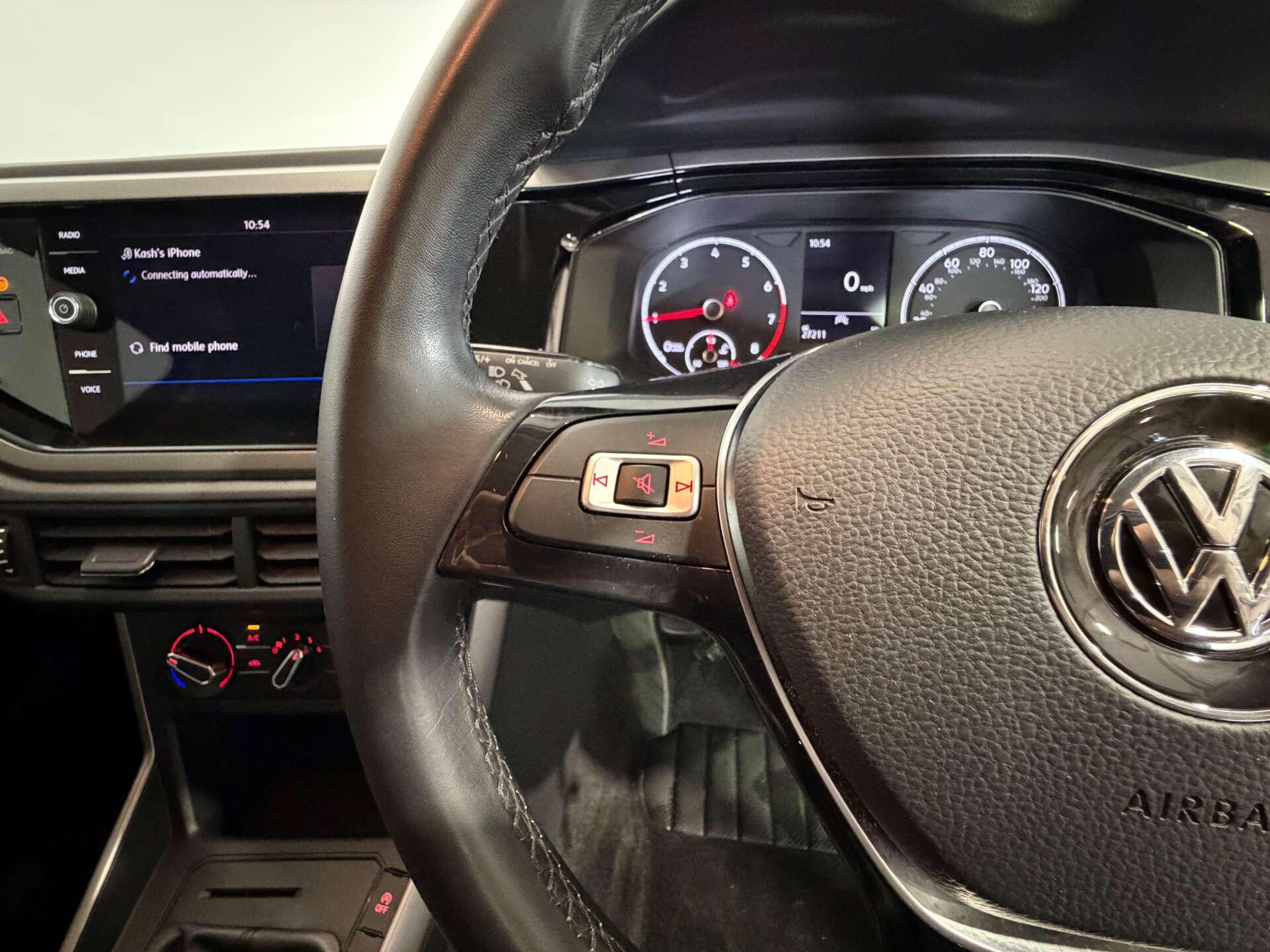 Volkswagen Polo view 28
