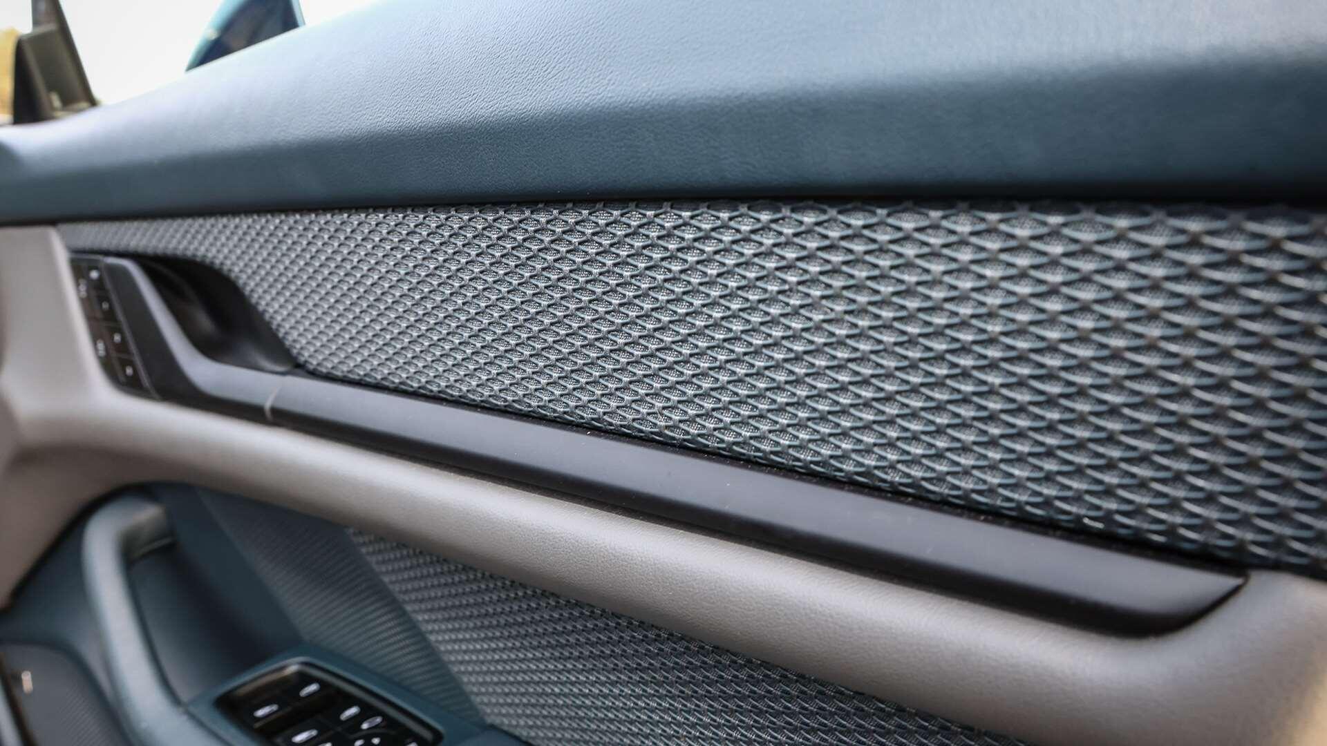 Porsche Taycan view 28