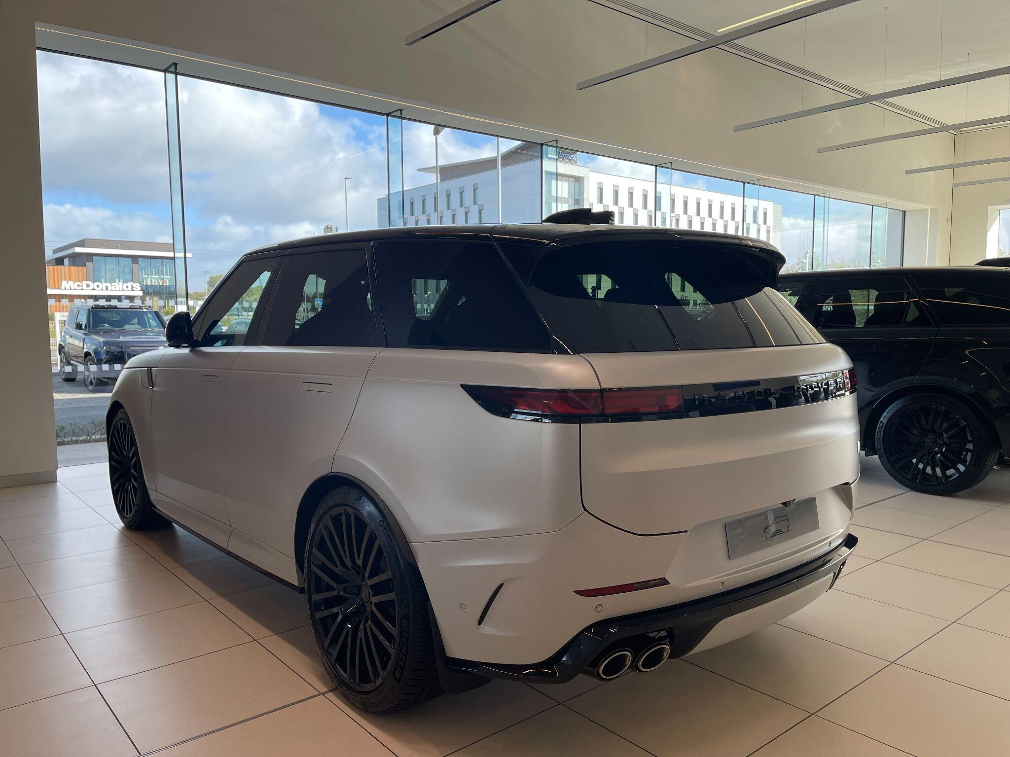 Land Rover Range Rover Sport view 6