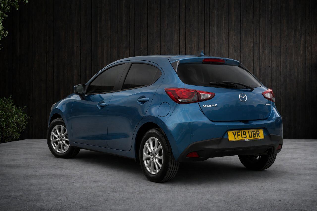 Mazda Mazda2 view 3