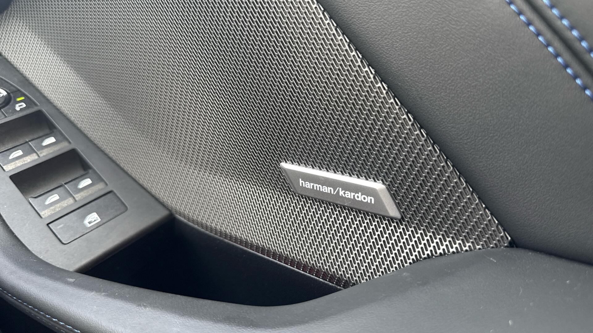 BMW 1 Series view 20