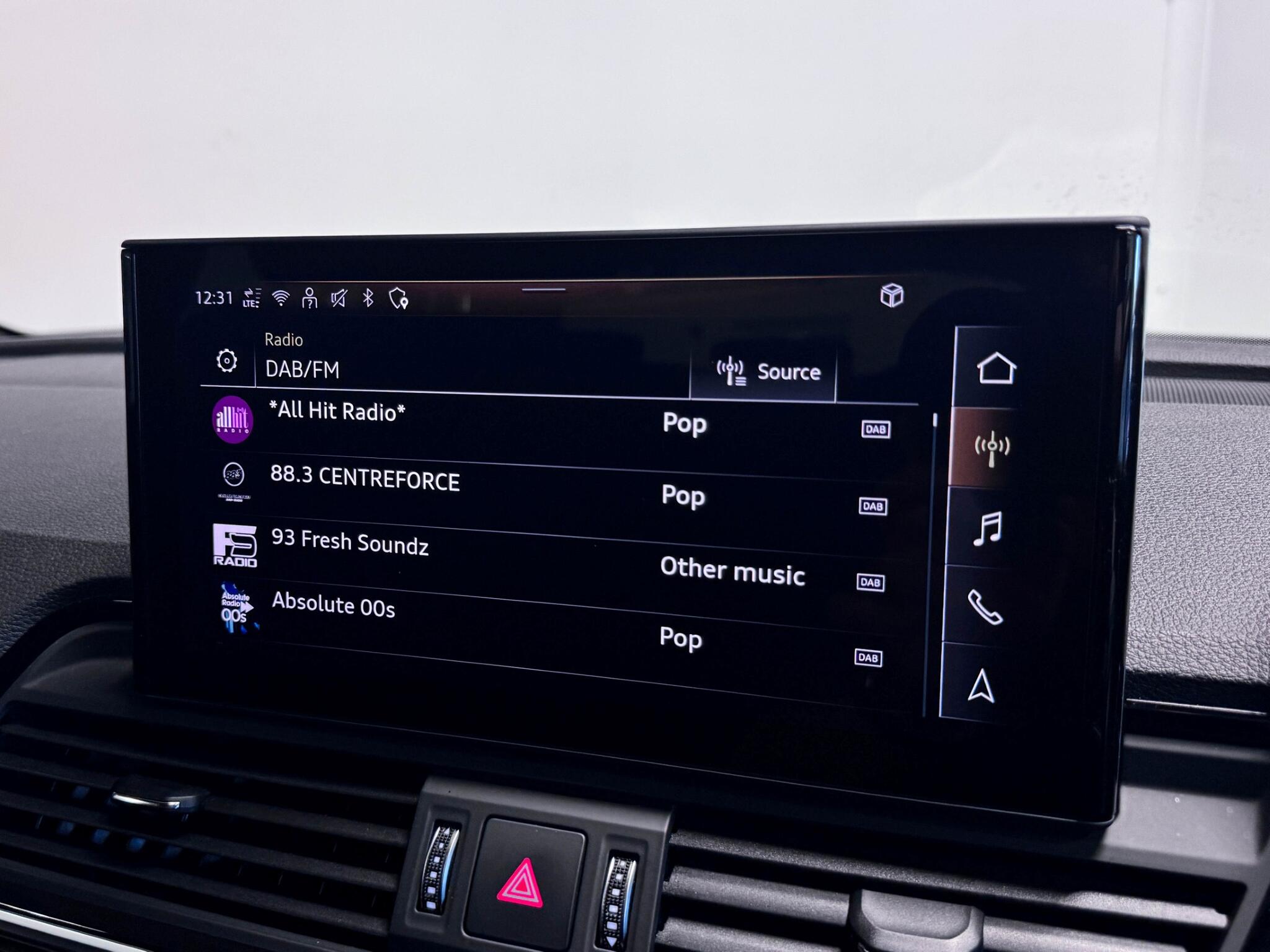 Audi Q5 view 45