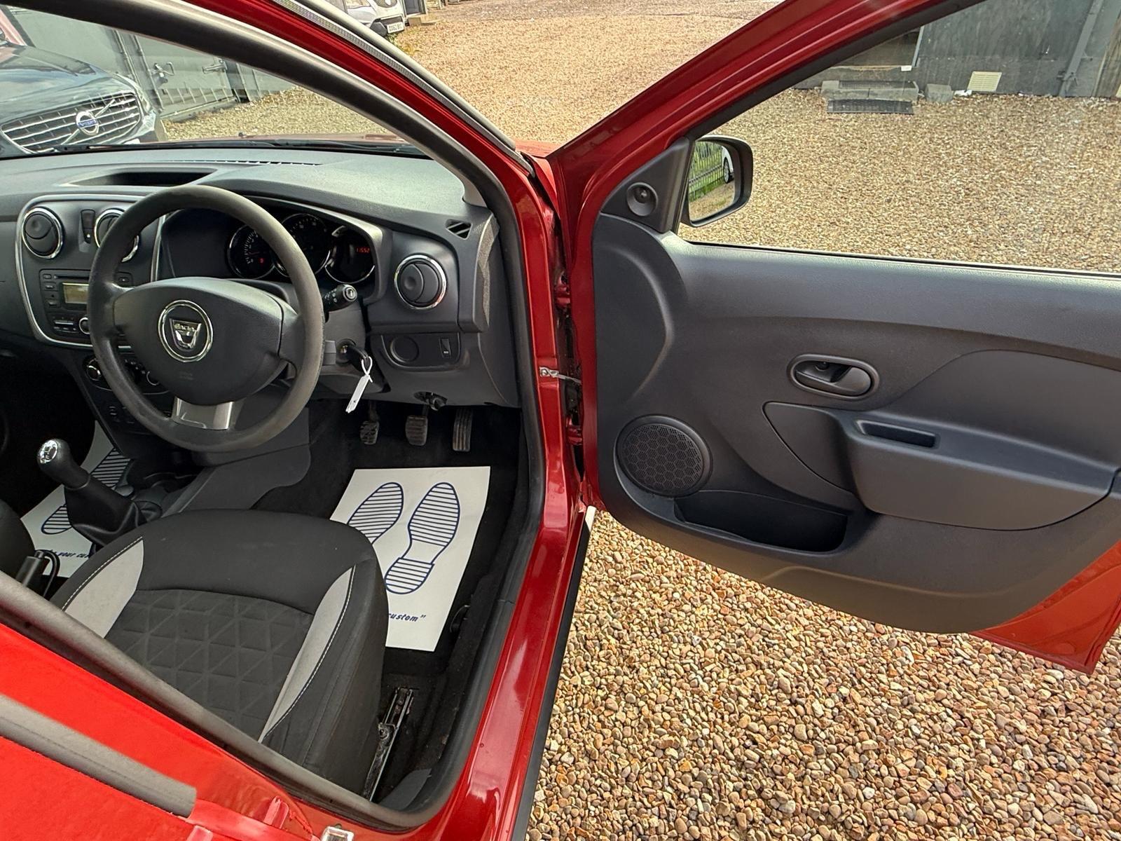 Dacia Sandero Stepway view 36