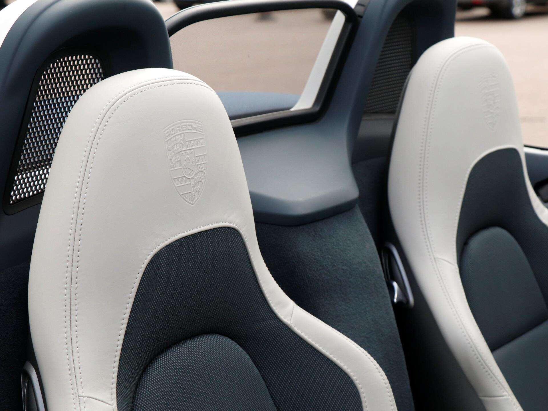 Porsche Boxster view 23