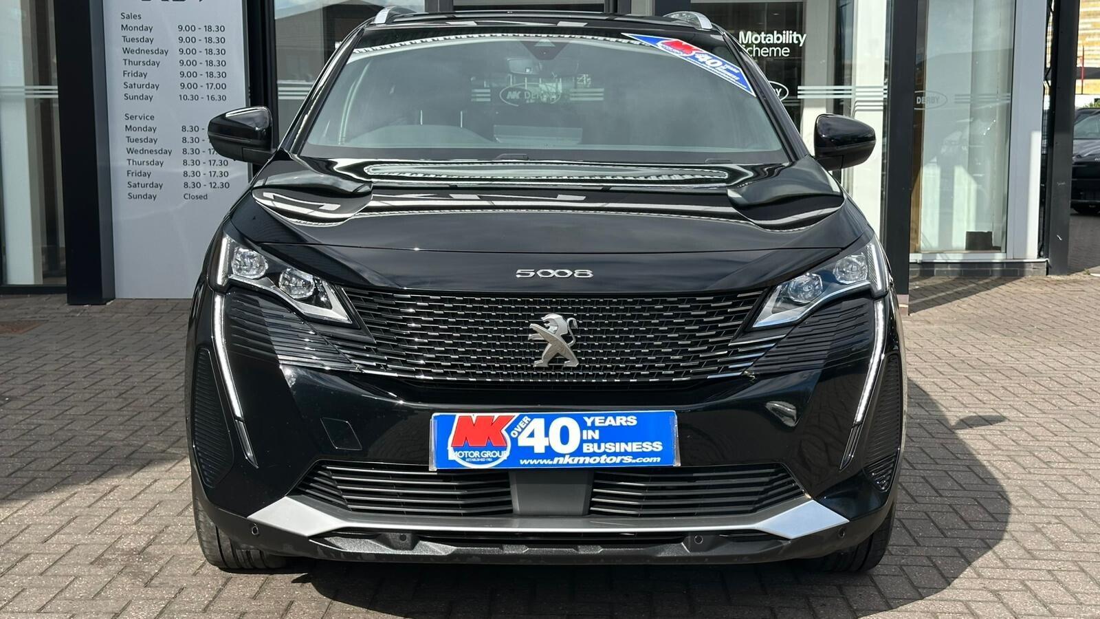 Peugeot 5008 view 6