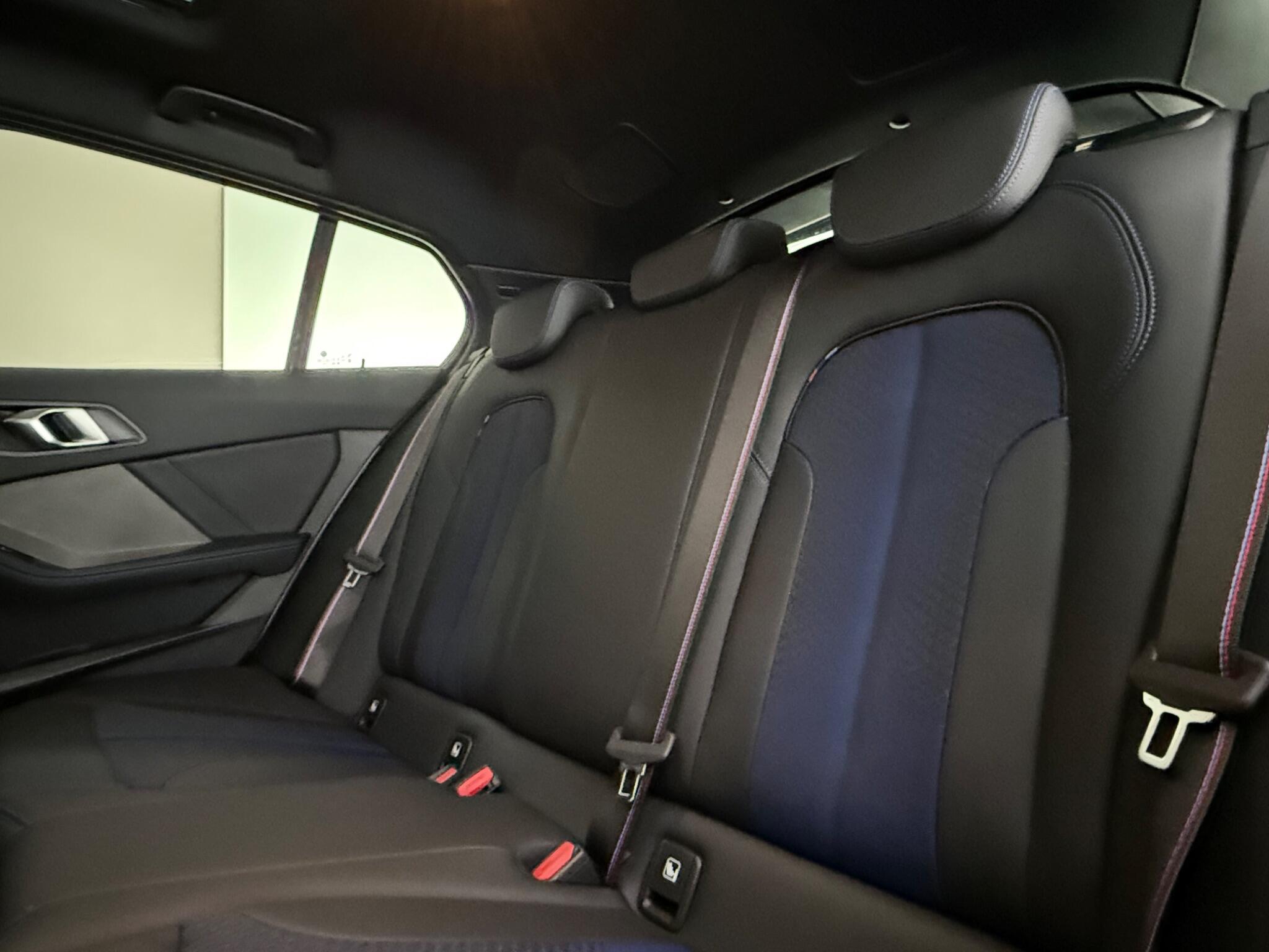 BMW 1 Series view 34