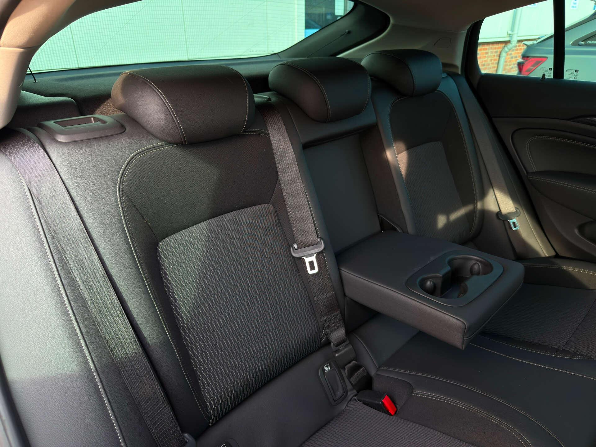 Vauxhall Insignia view 14