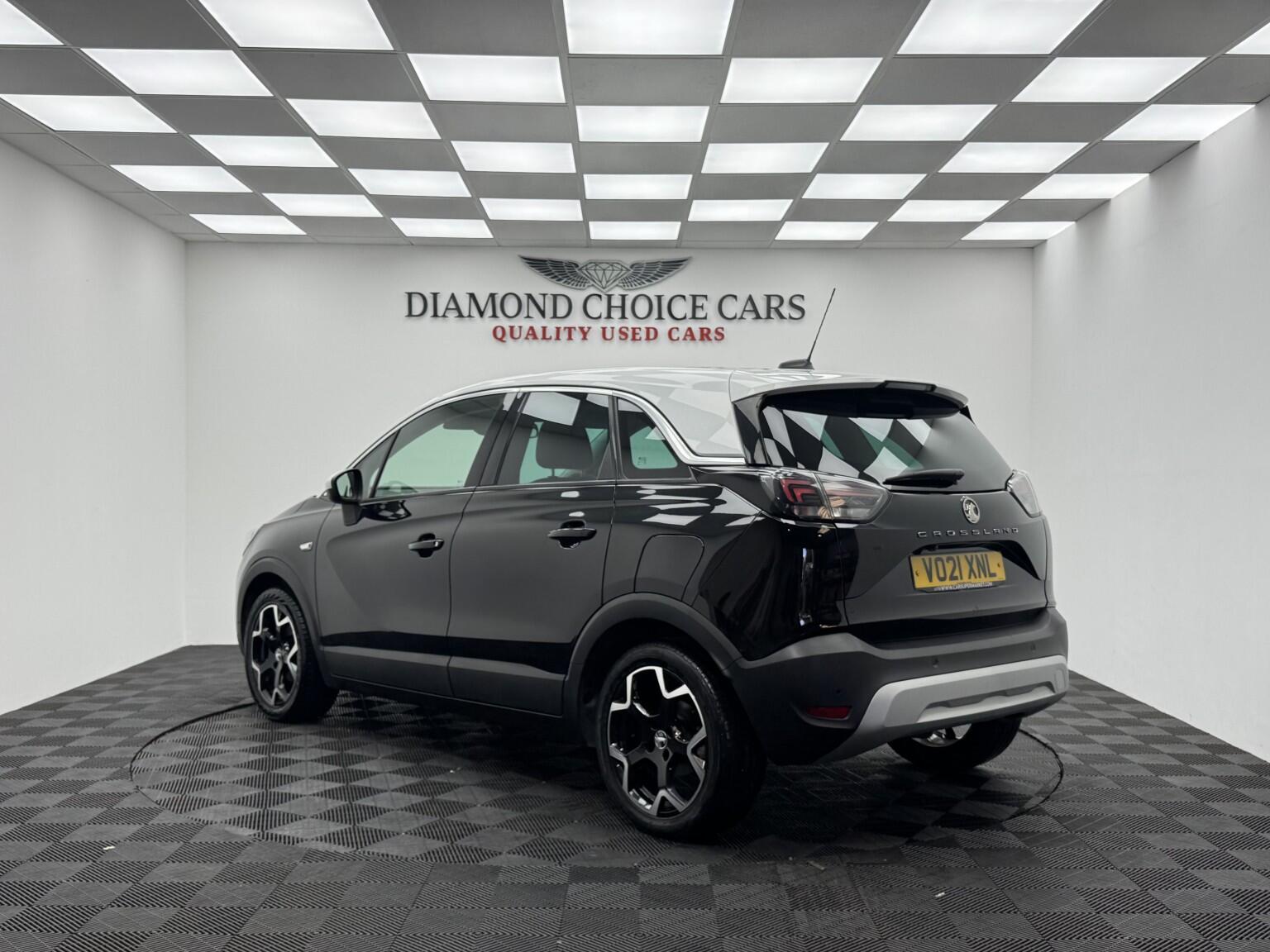 Vauxhall Crossland view 4
