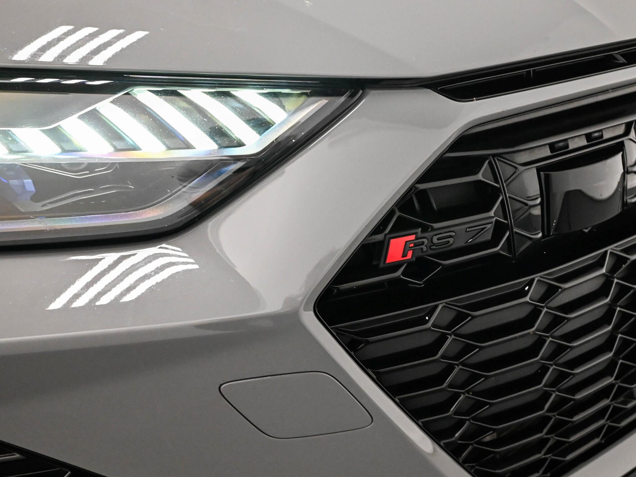 Audi RS7 view 23