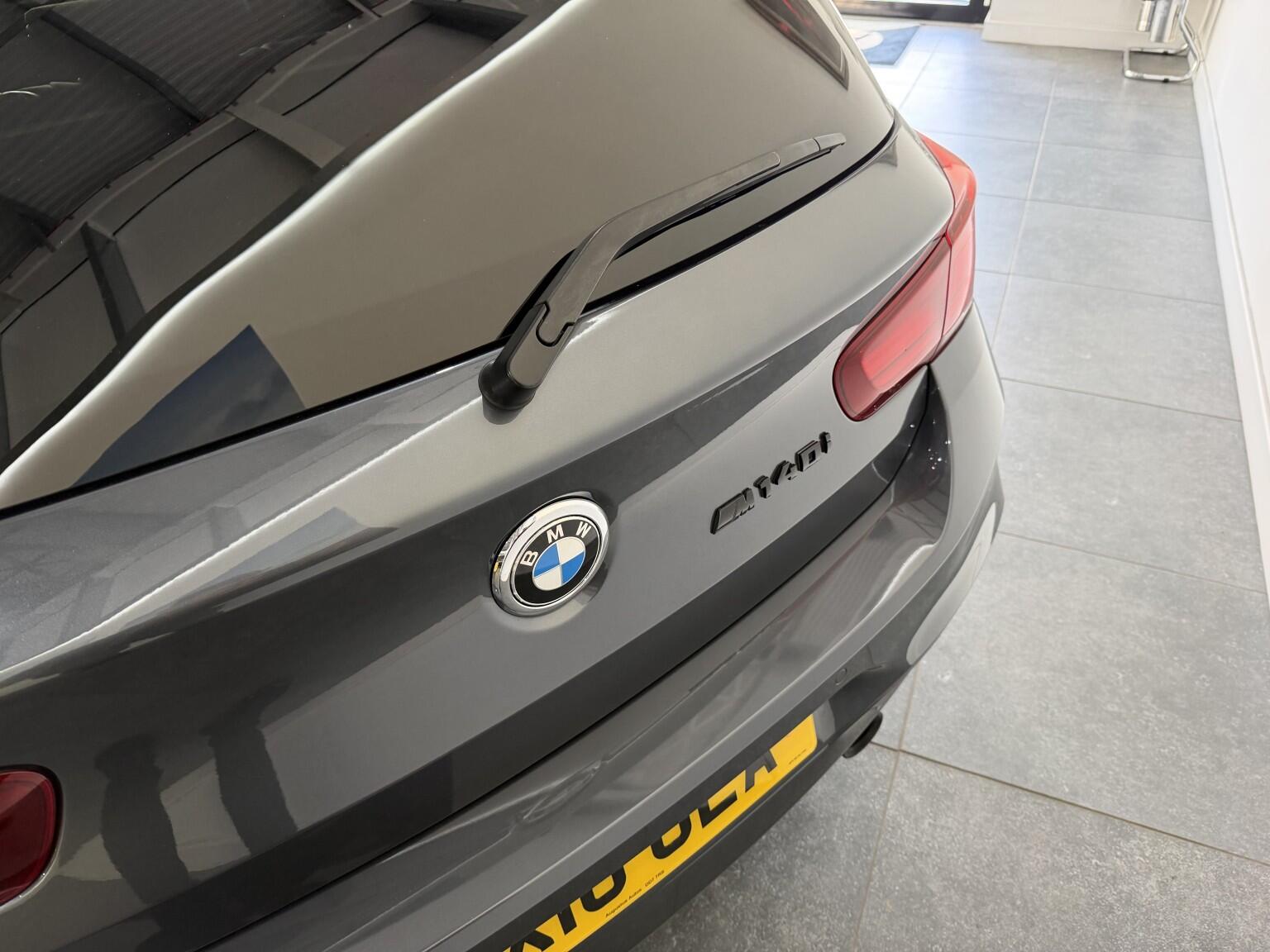 BMW 1 Series view 12