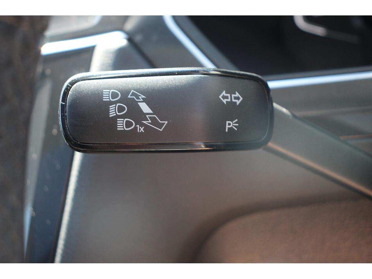 Volkswagen Tiguan view 26