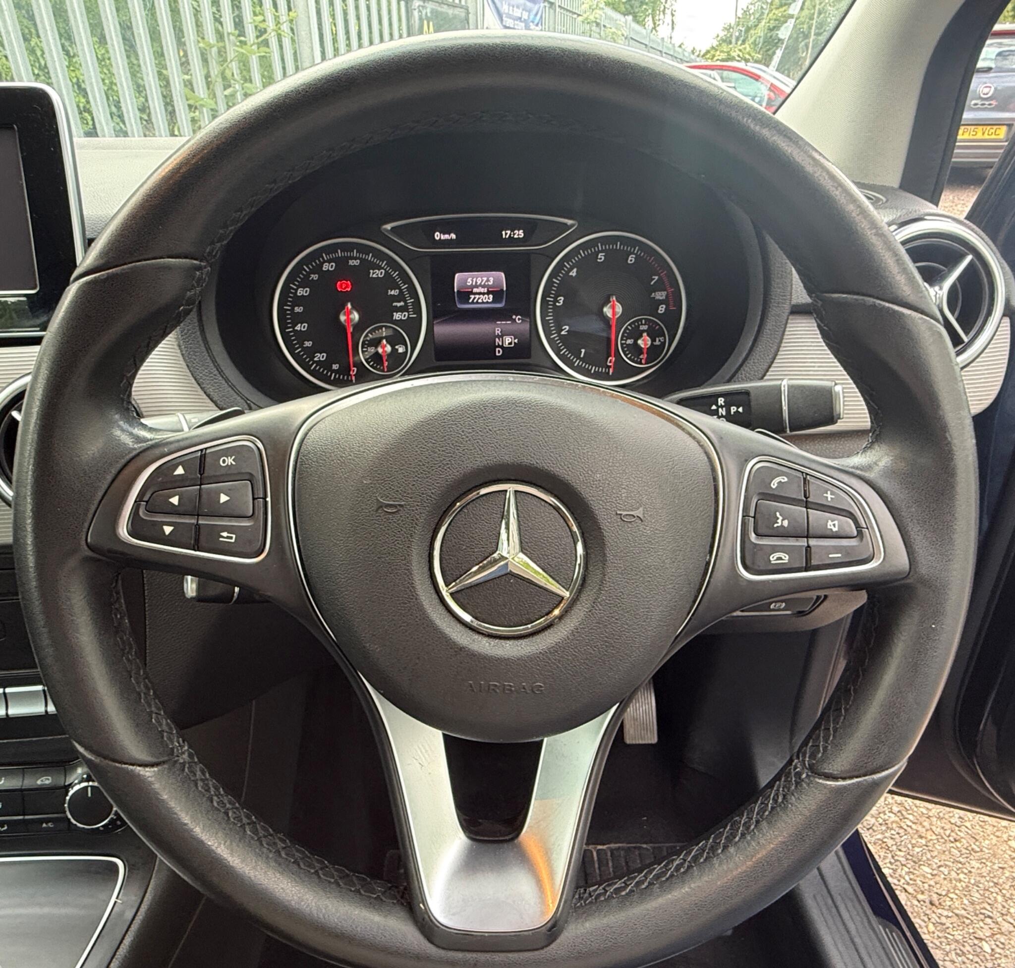 2018 Mercedes-Benz B Class image 45