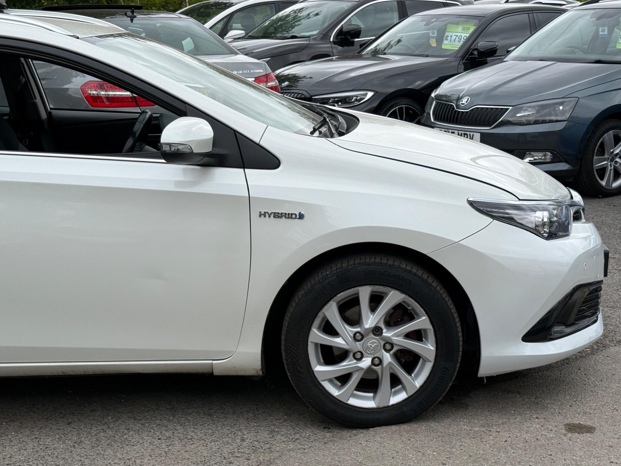 Toyota Auris - Image 20