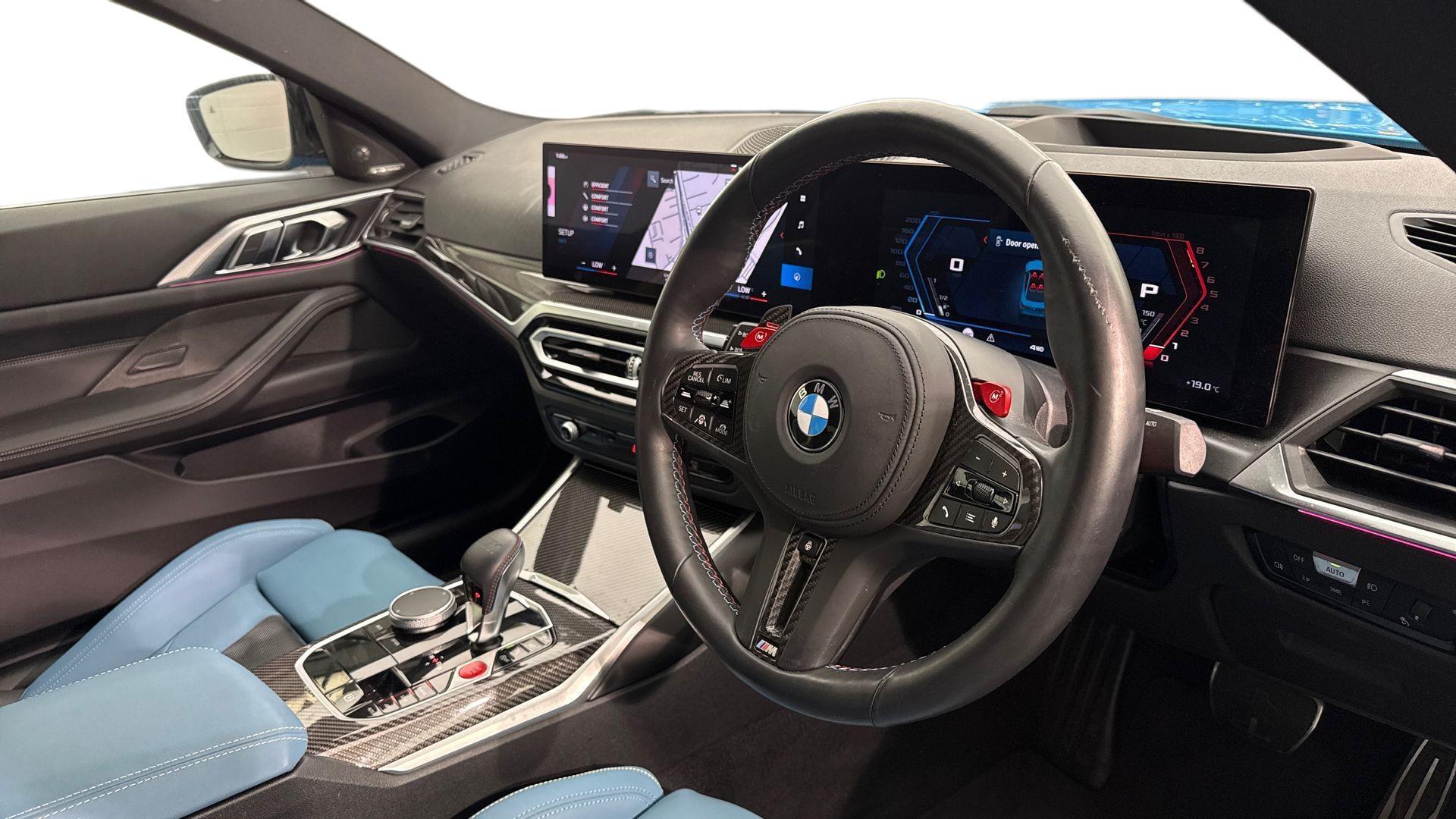 BMW M4 view 6