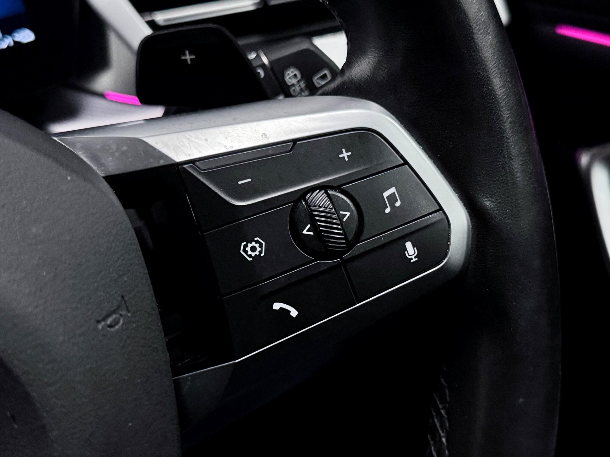 BMW X1 view 34