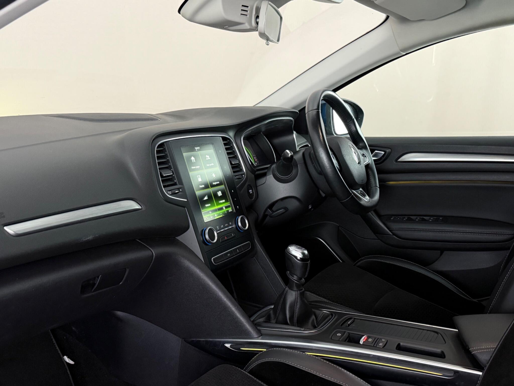 Renault Megane view 4