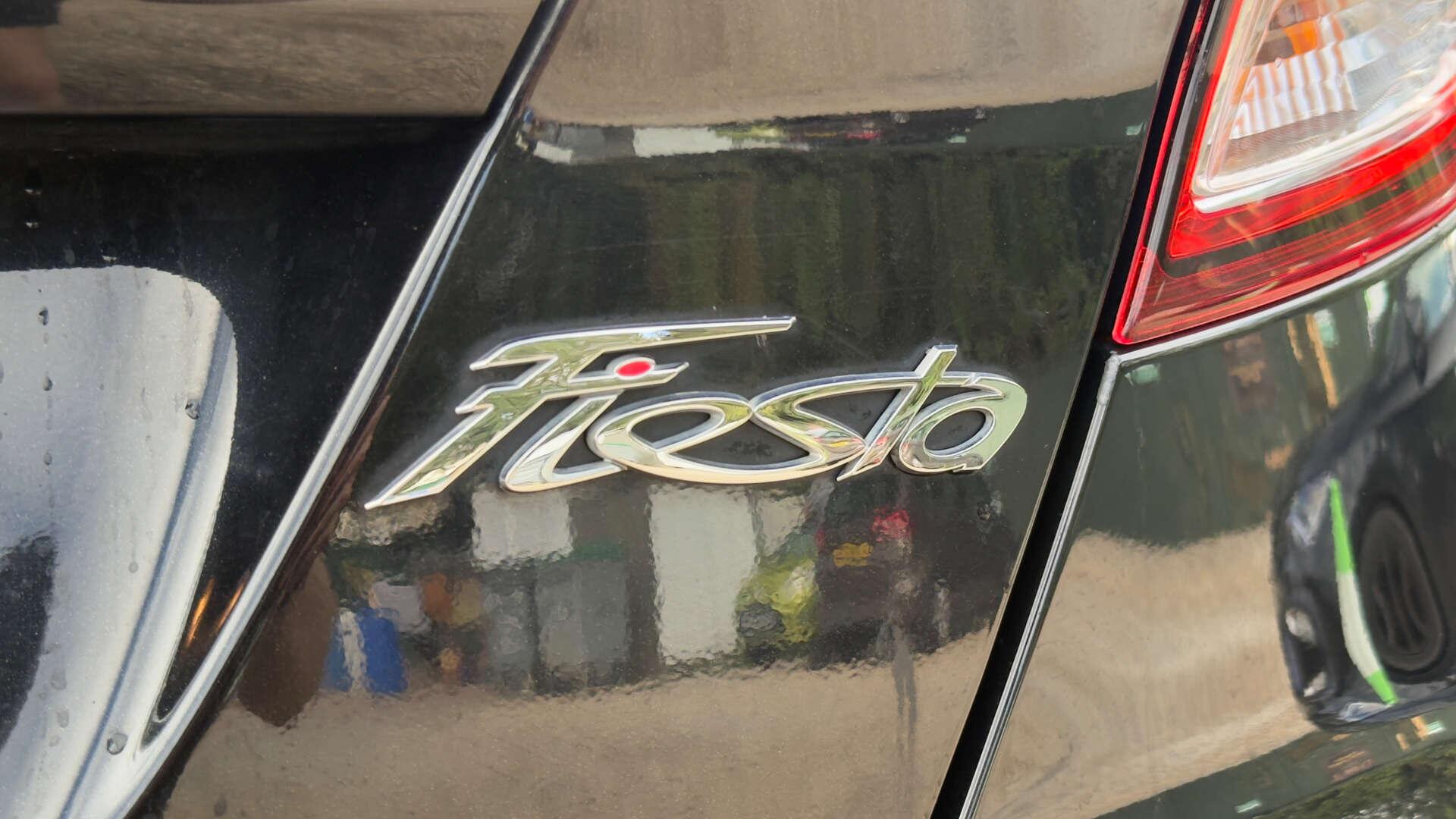 Ford Fiesta view 37