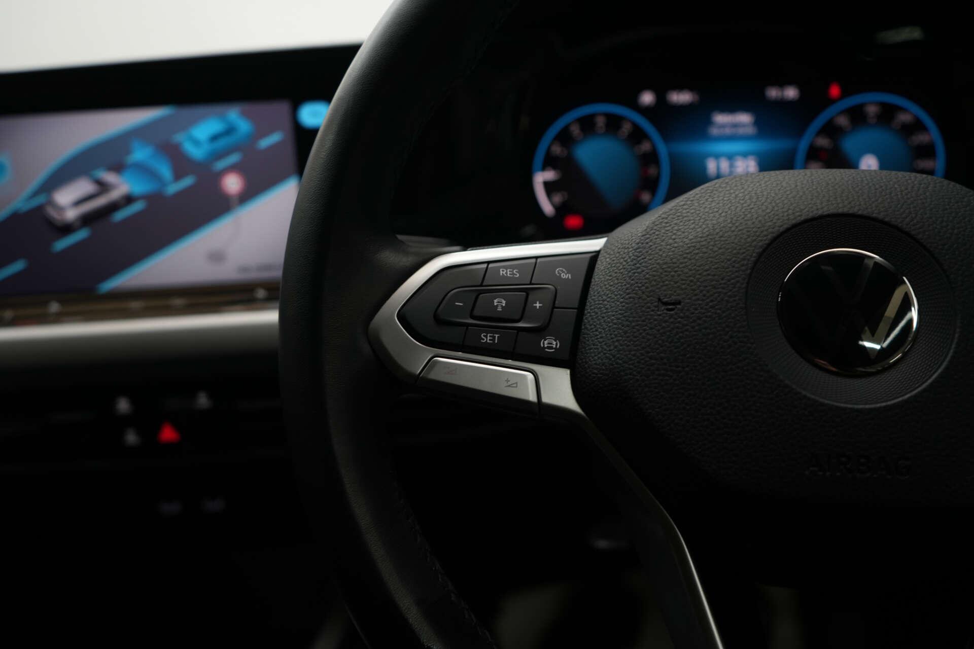 Volkswagen Golf view 39