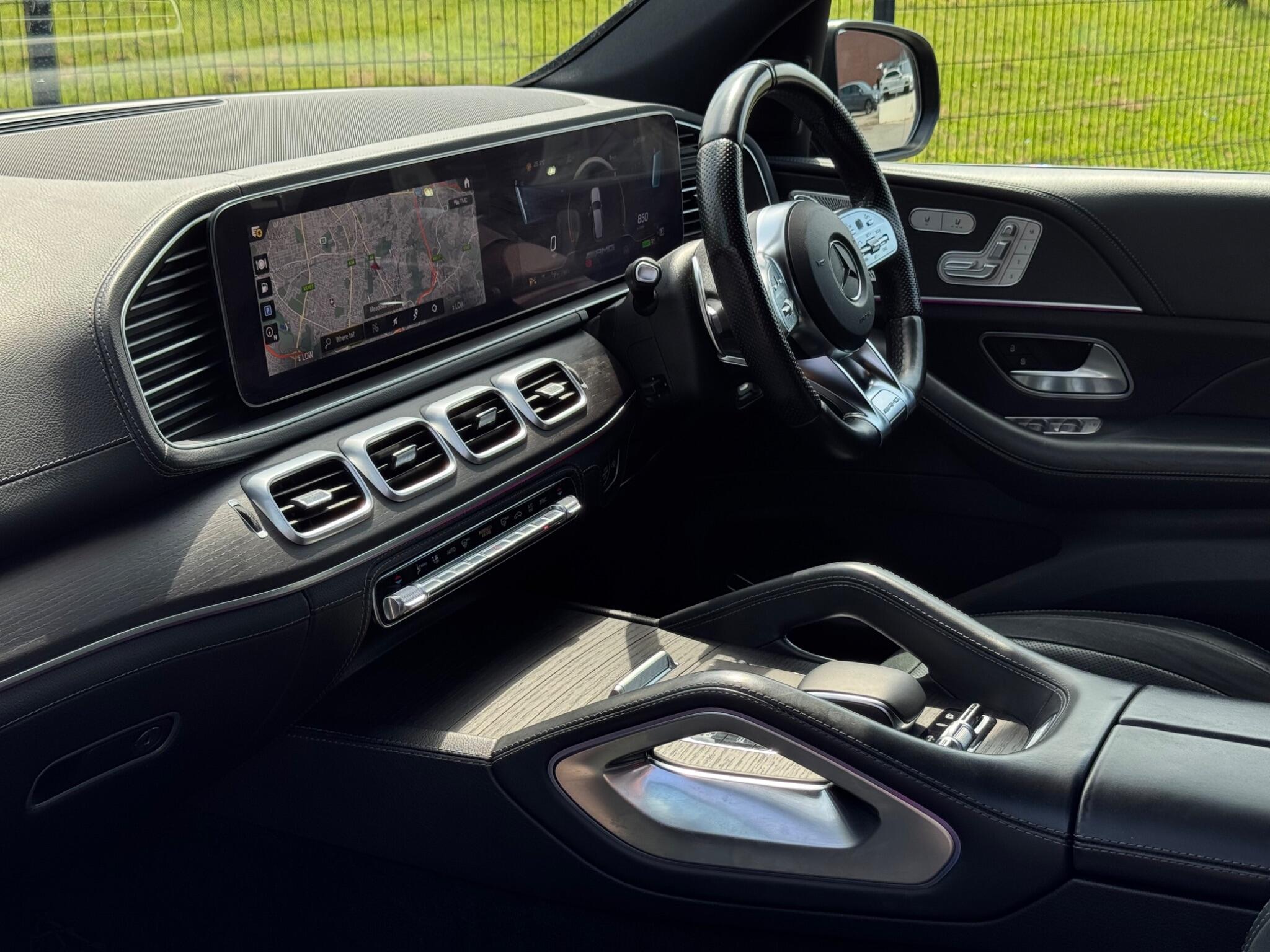 Mercedes-Benz Gle view 19