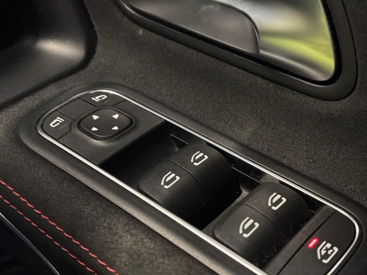Mercedes-Benz A-Class view 41