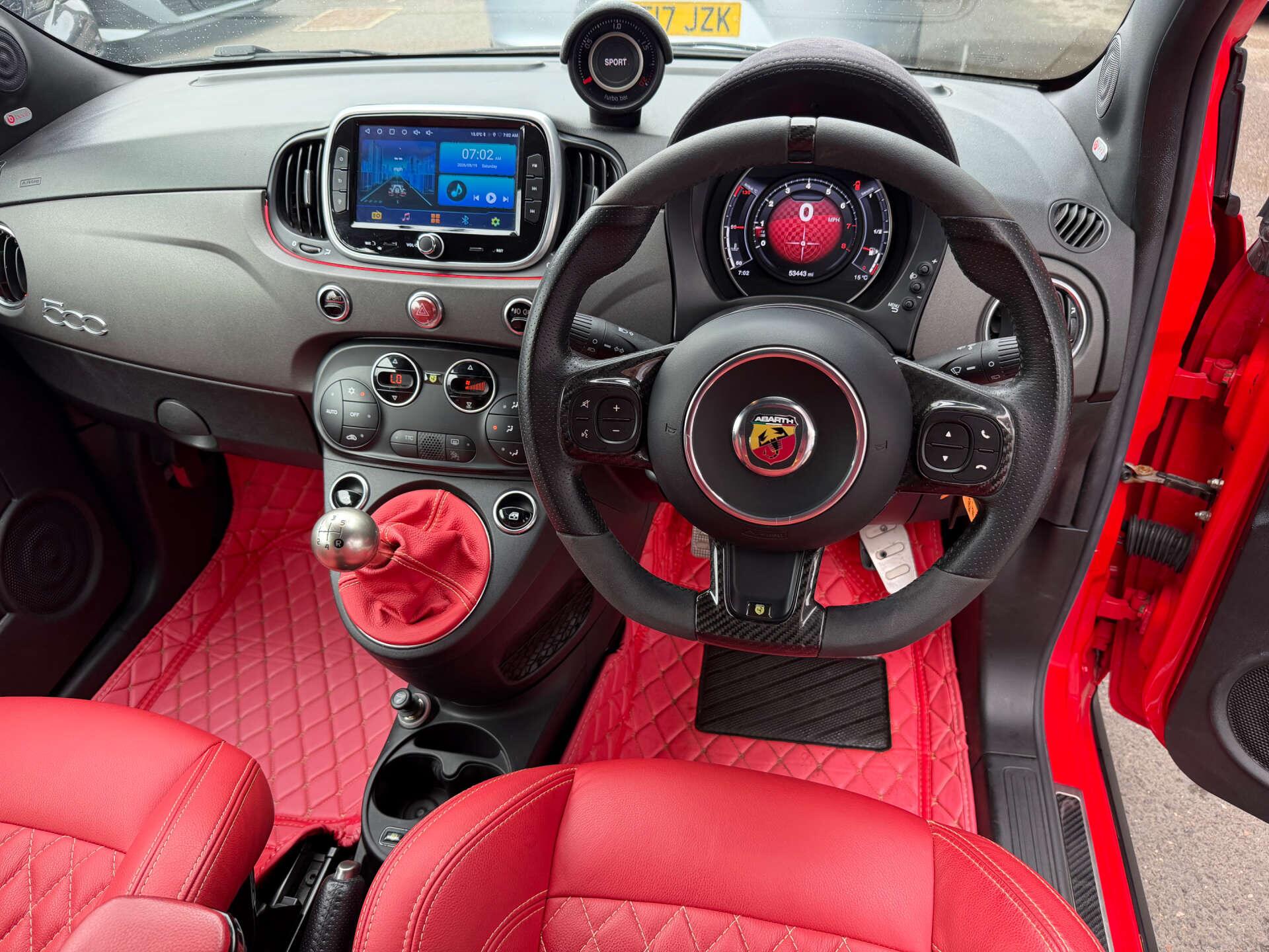 Abarth 595 view 15