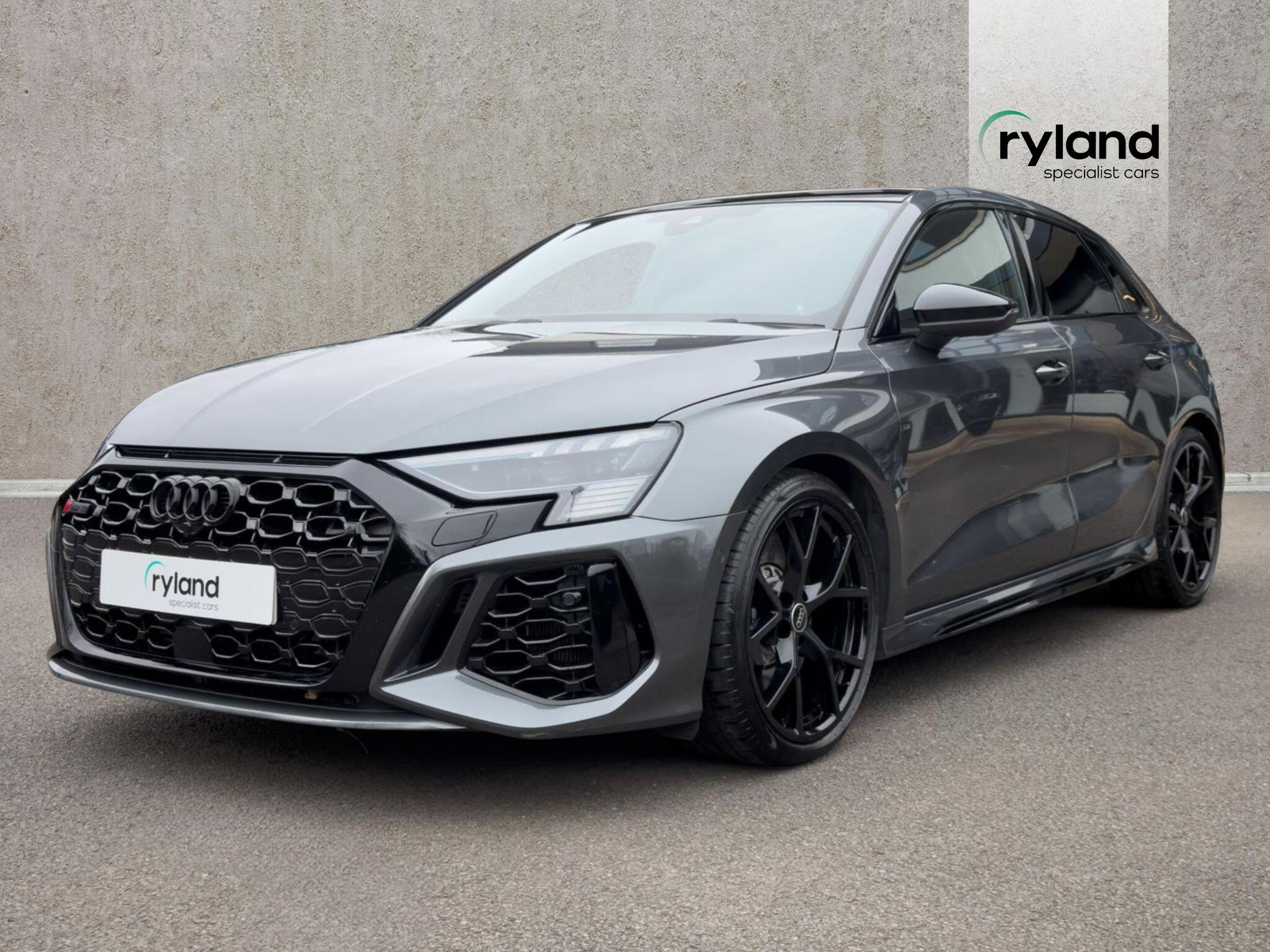 Audi Audi RS3 view 3