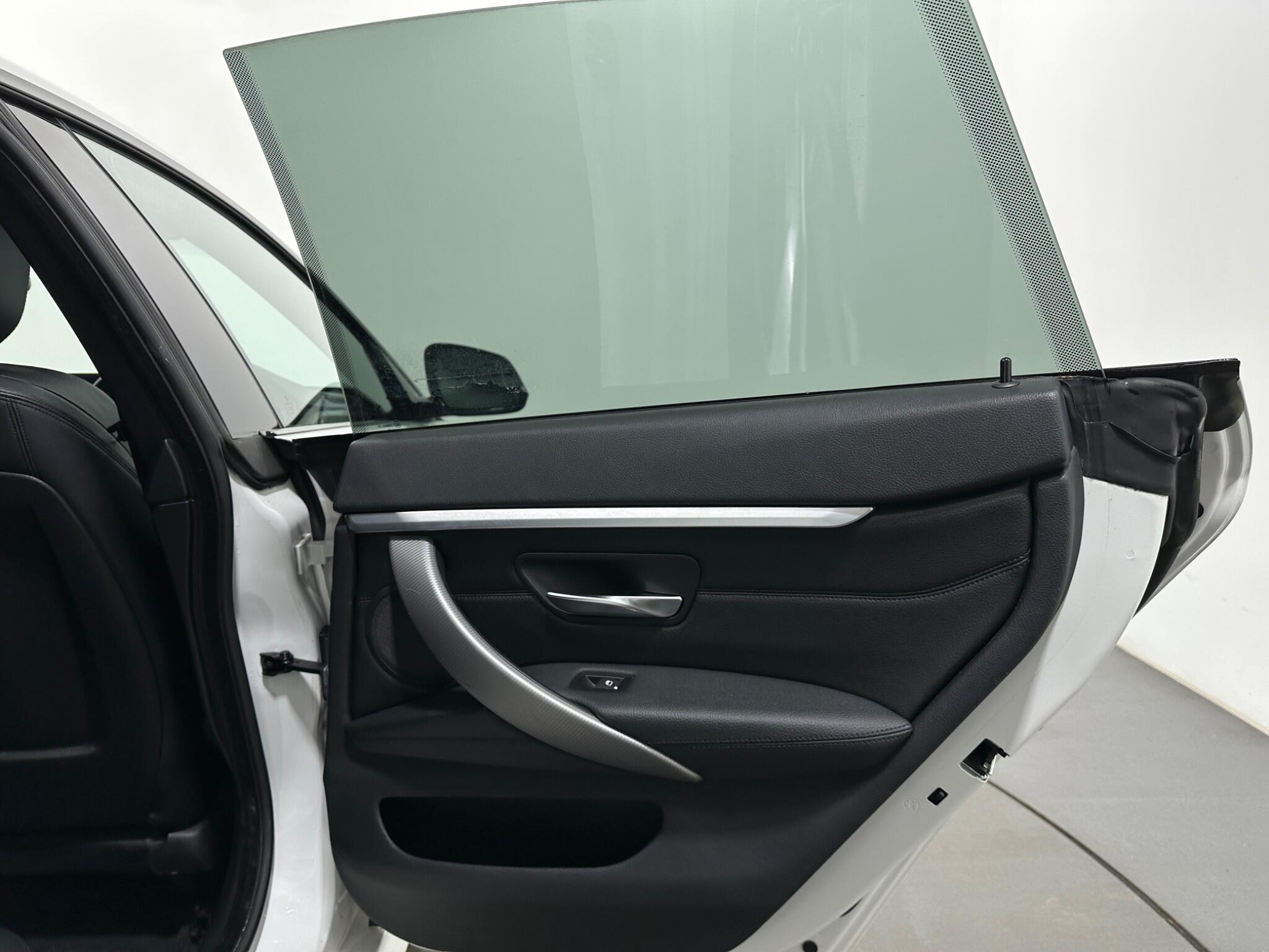 BMW 4 Series view 42