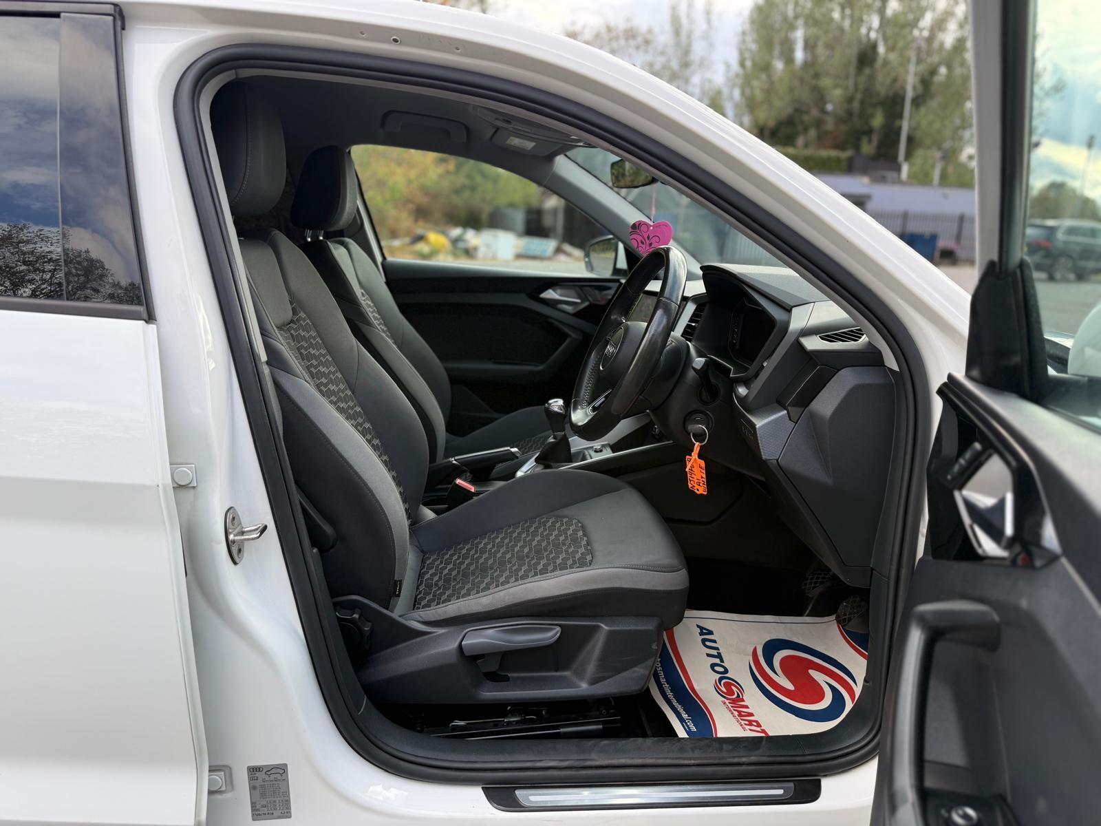 Audi A1 view 32