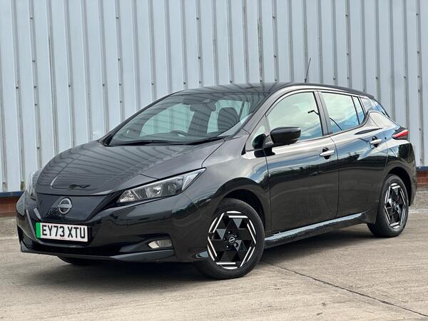 Black 2023 Nissan Leaf Hatchback Front-wheel drive Automatic