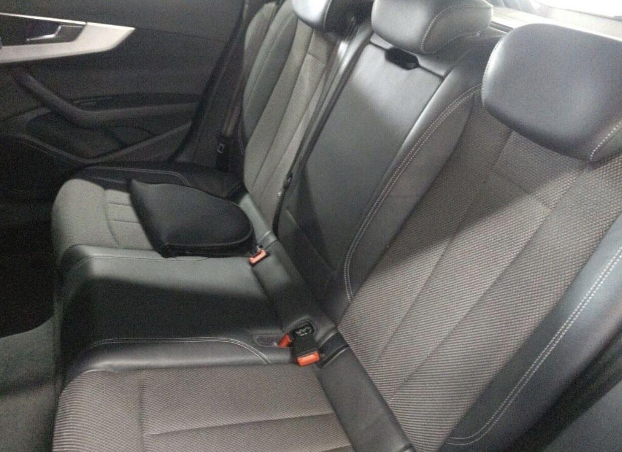 Audi A4 view 6