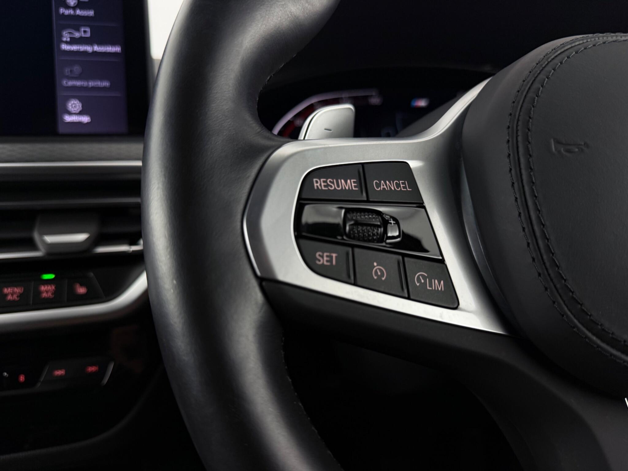 BMW X4 view 15