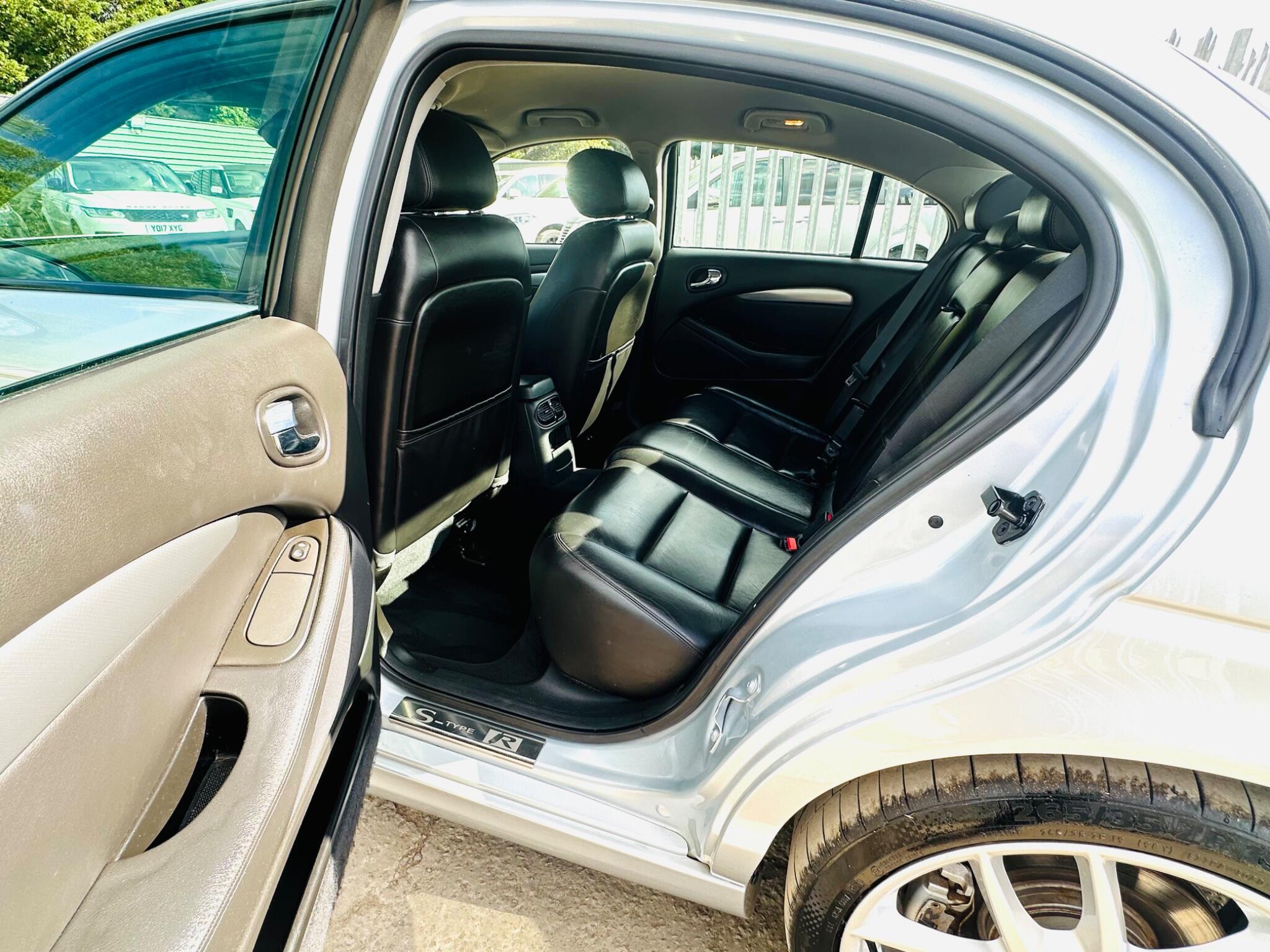 Jaguar S-Type view 47