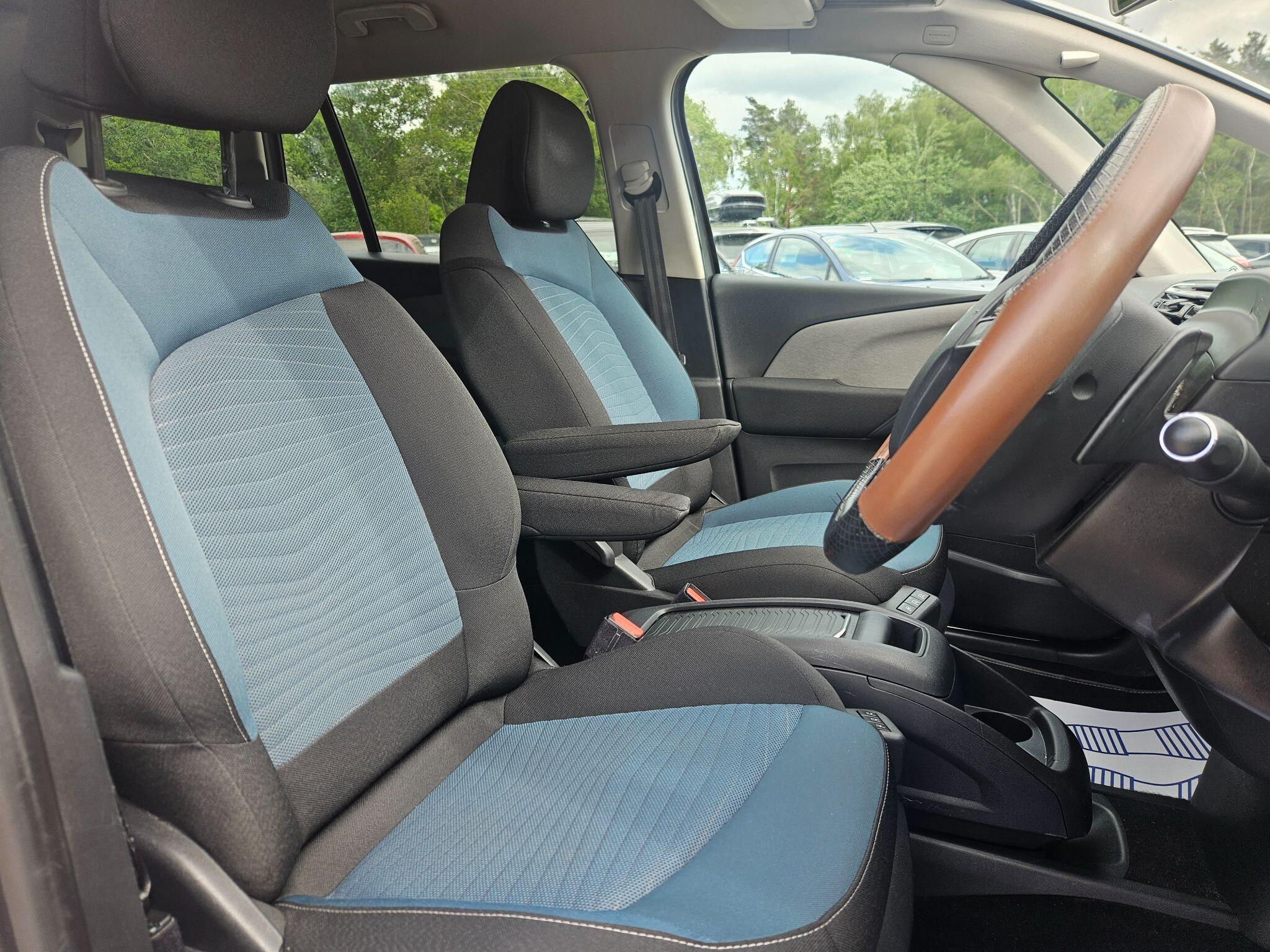 2019 Citroen Grand C4 SpaceTourer image 16