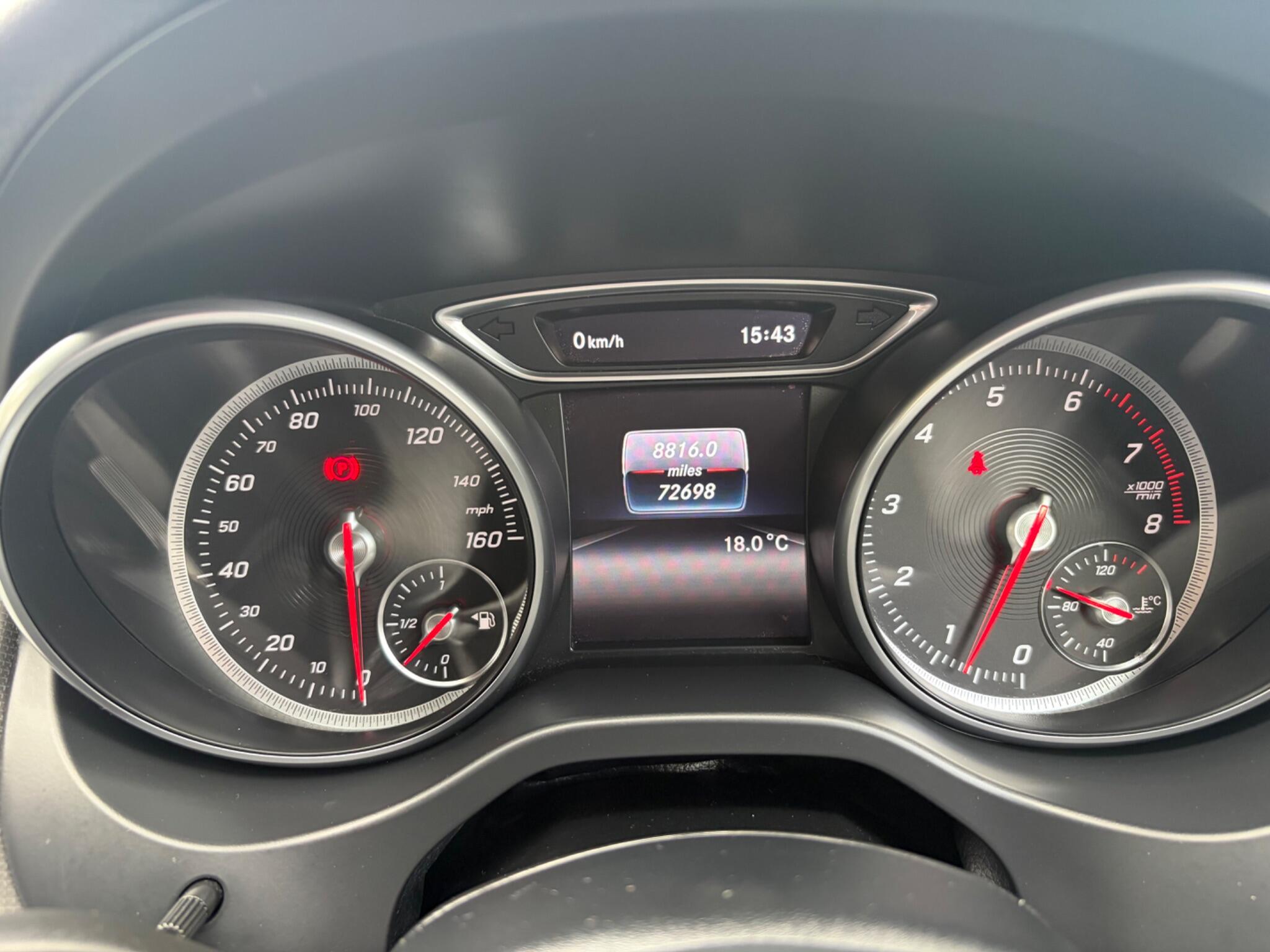 Mercedes-Benz Cla view 41