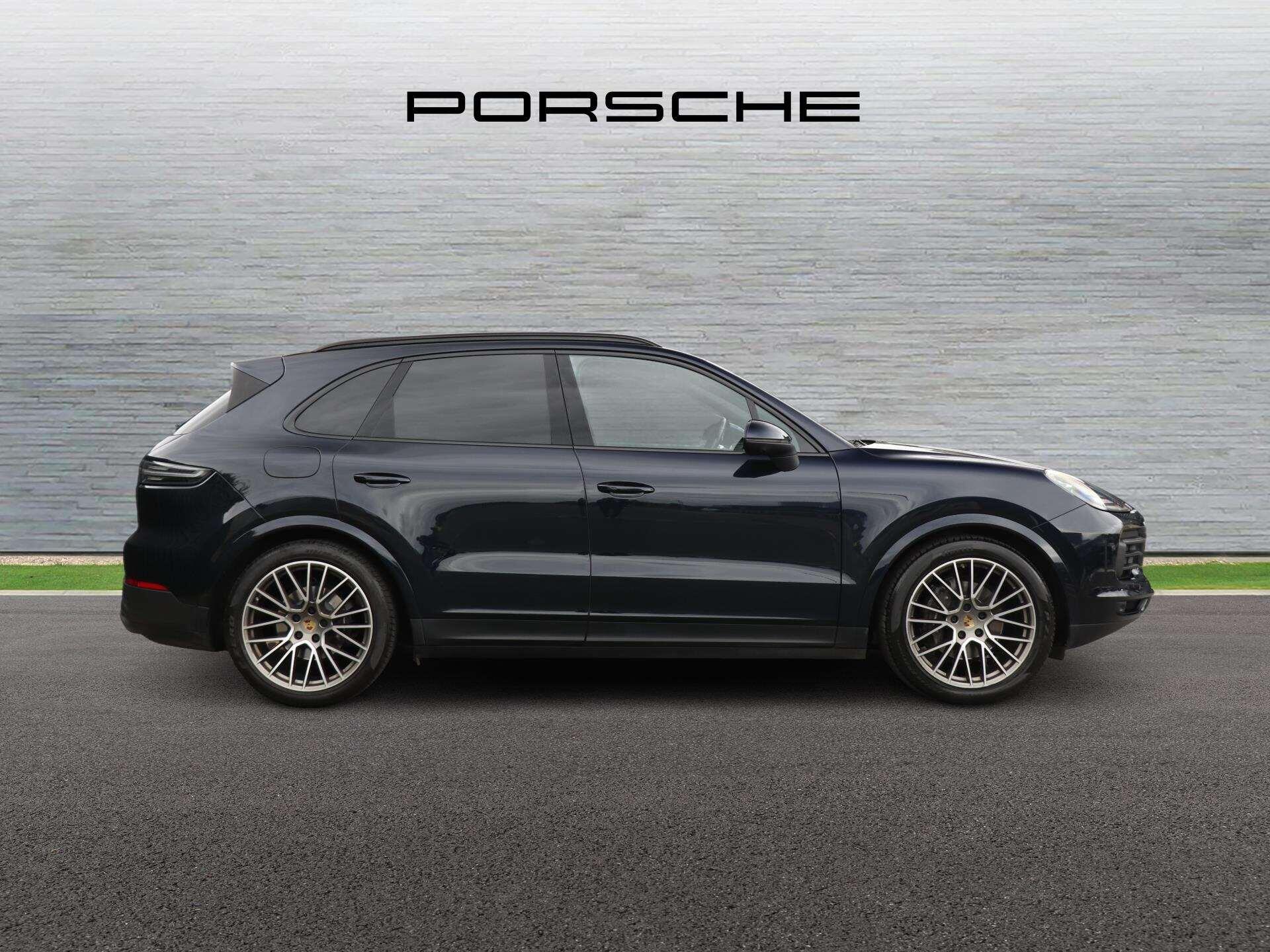 Porsche Cayenne view 2
