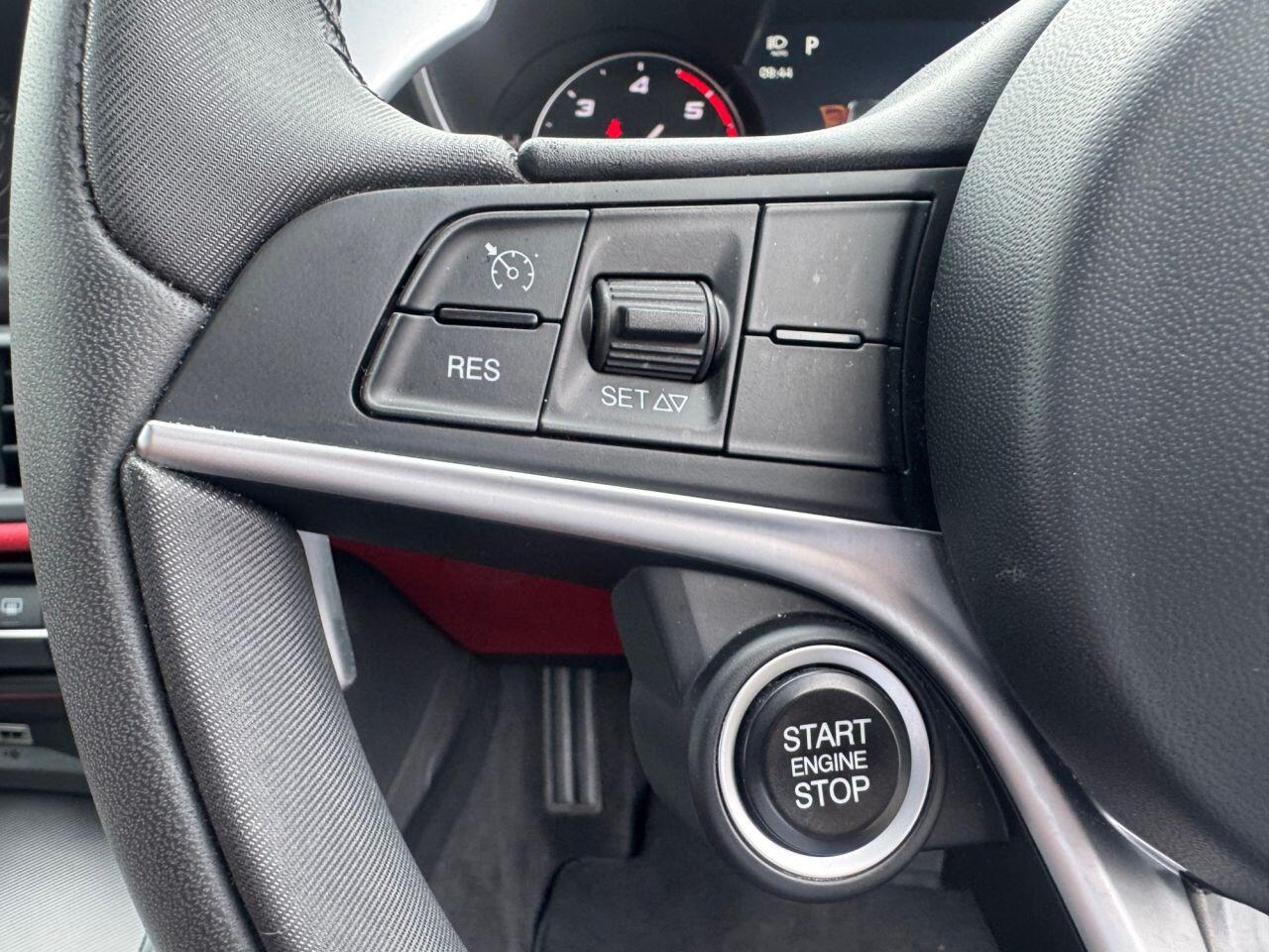 Alfa Romeo Giulia view 25