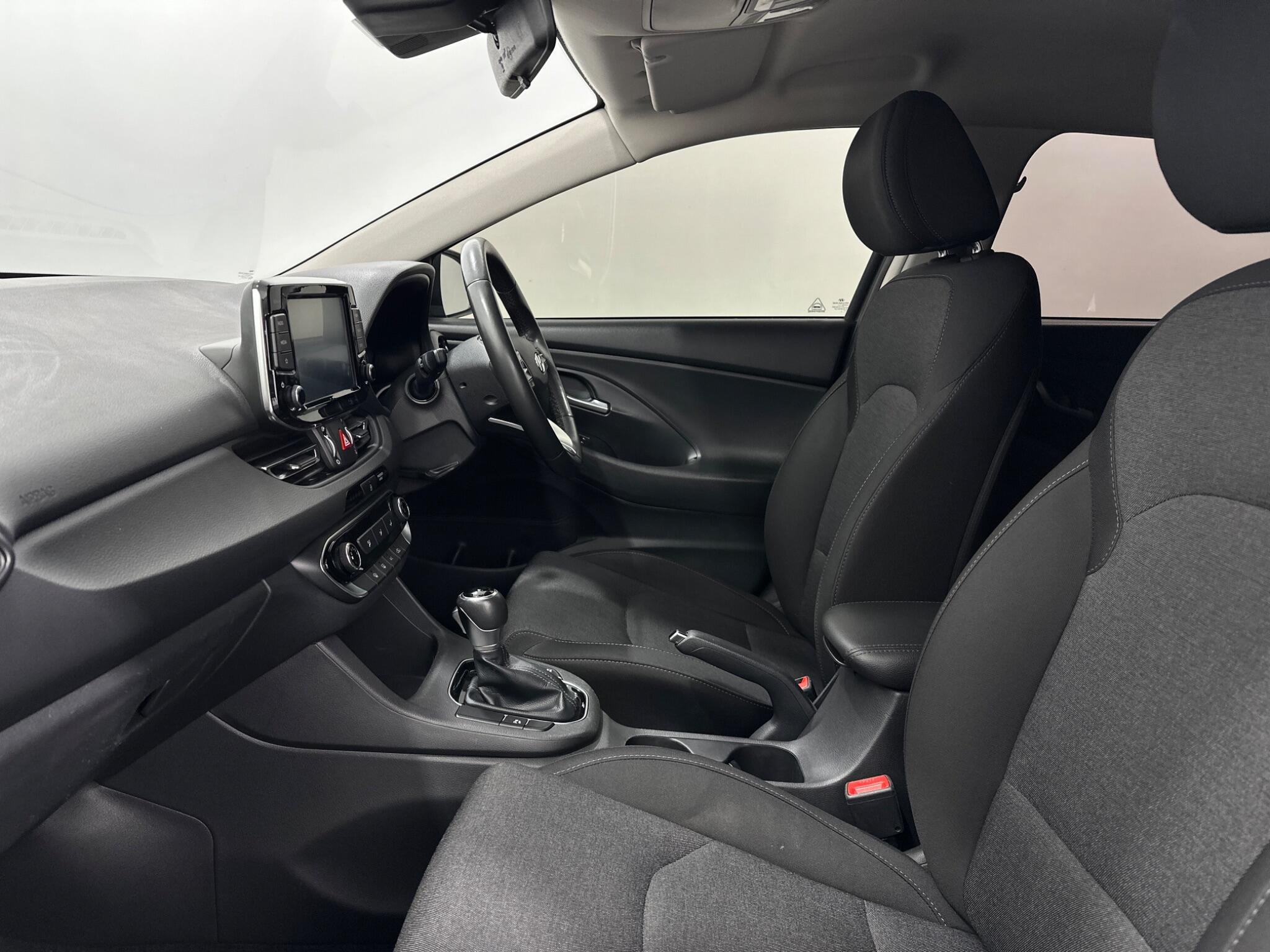 Hyundai i30 view 32