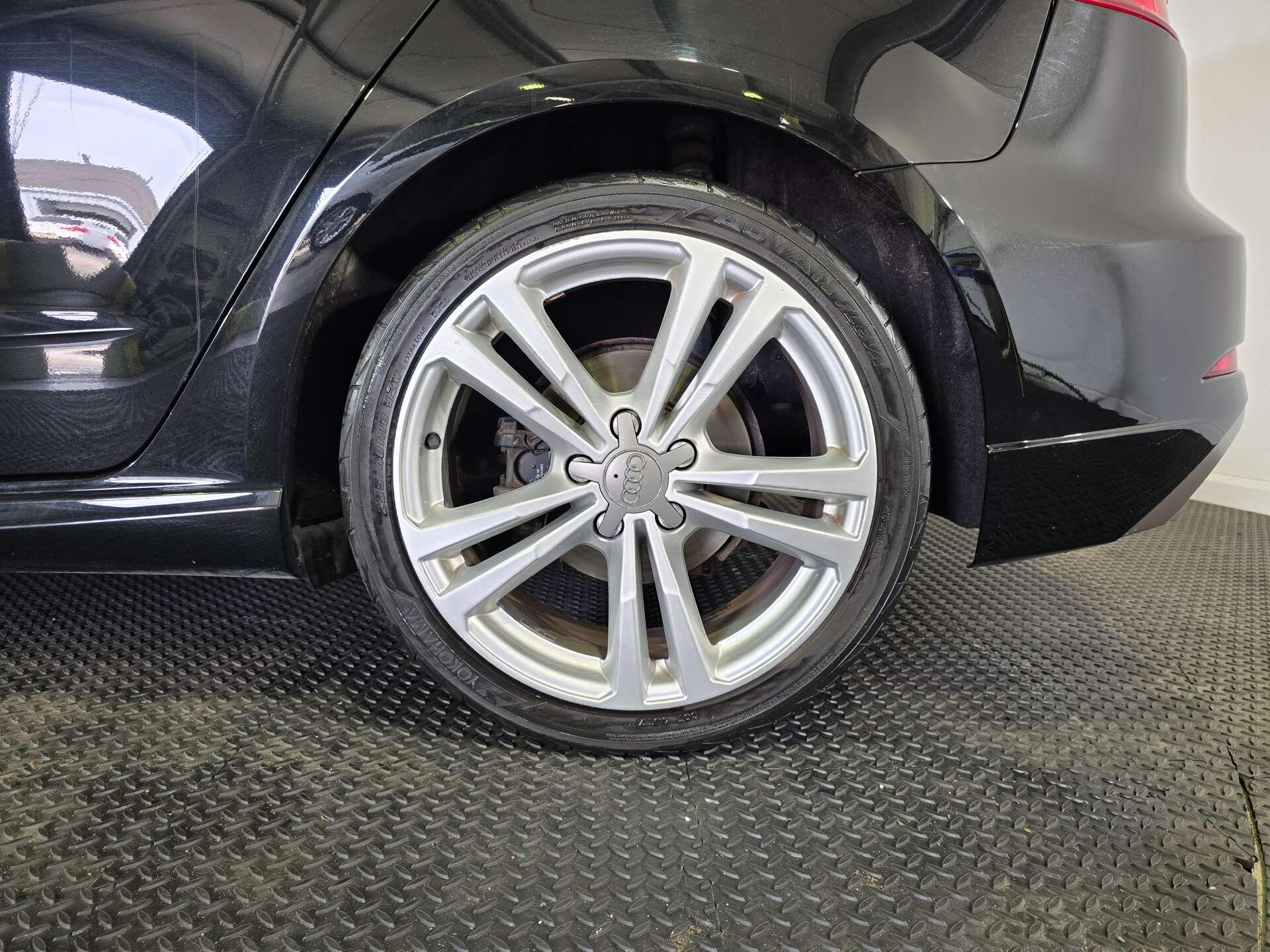 Audi A3 view 56