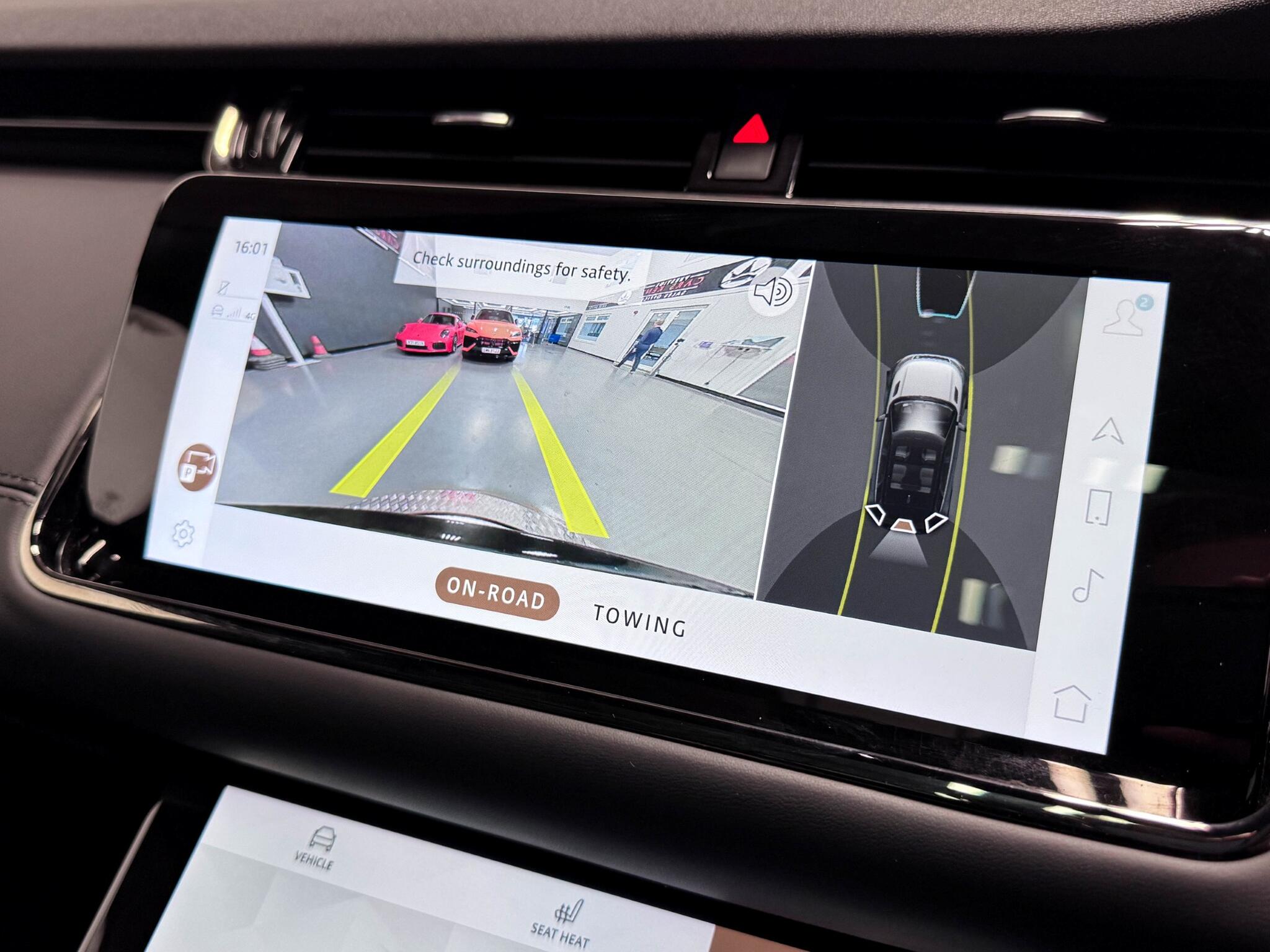 Land Rover Range Rover Evoque view 45