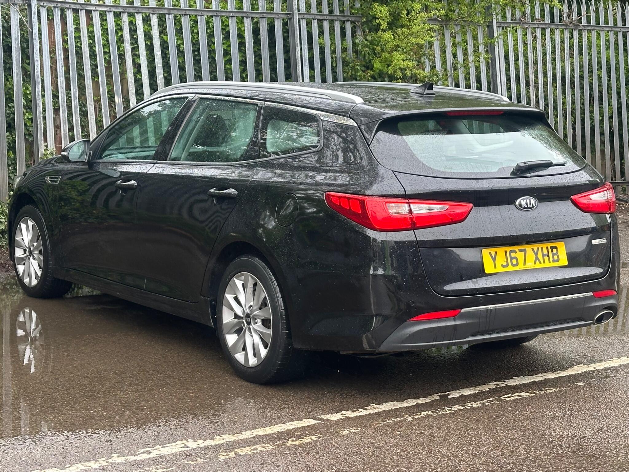 Kia Optima view 4