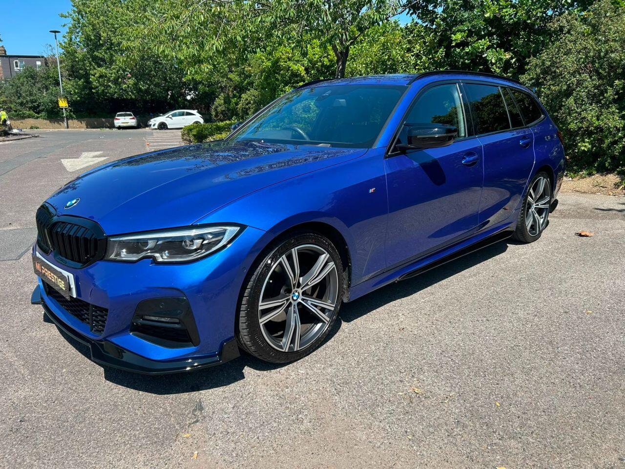 BMW 3 Series view 5