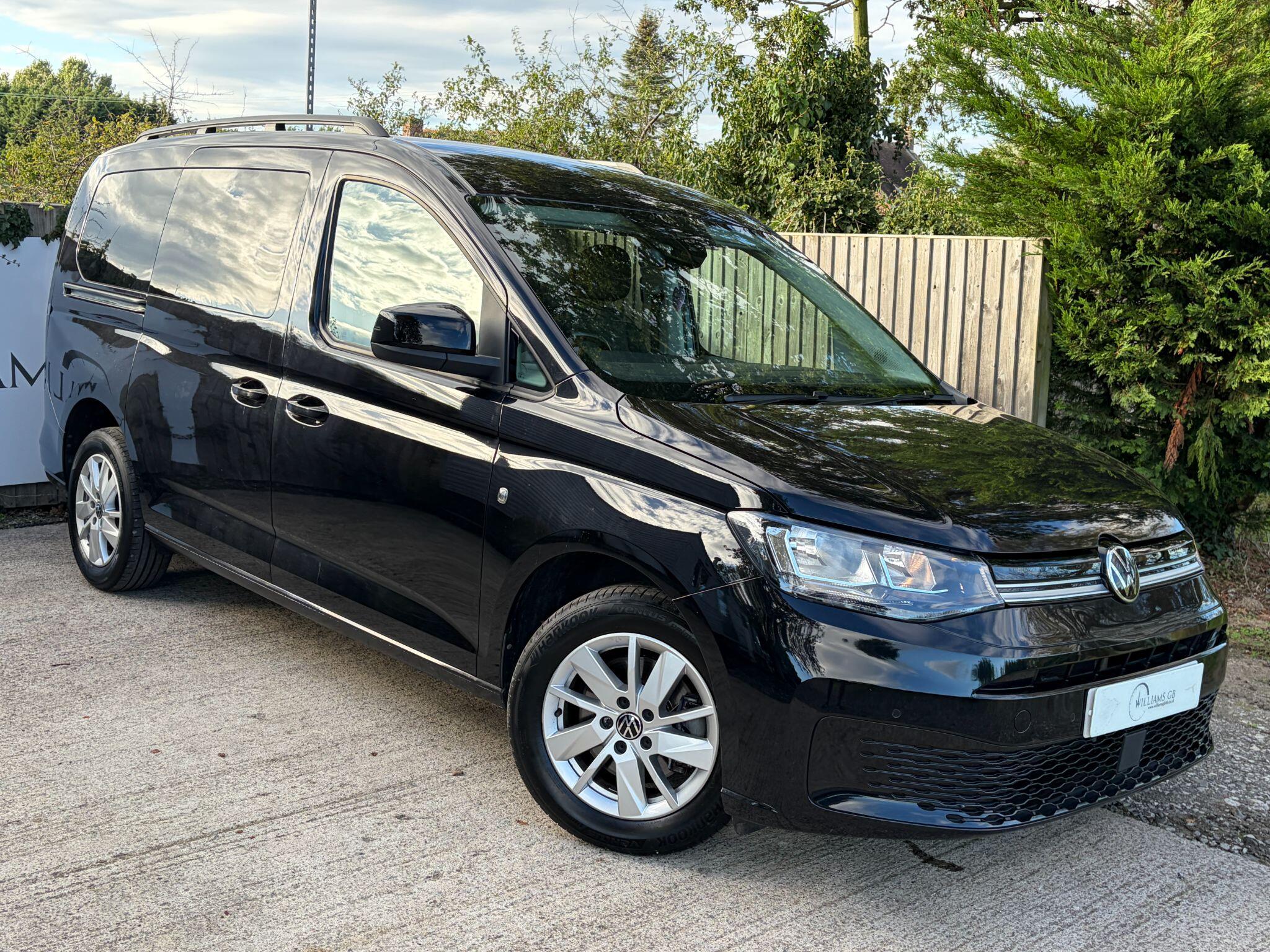 2023 Volkswagen Caddy Maxi in Black for sale
