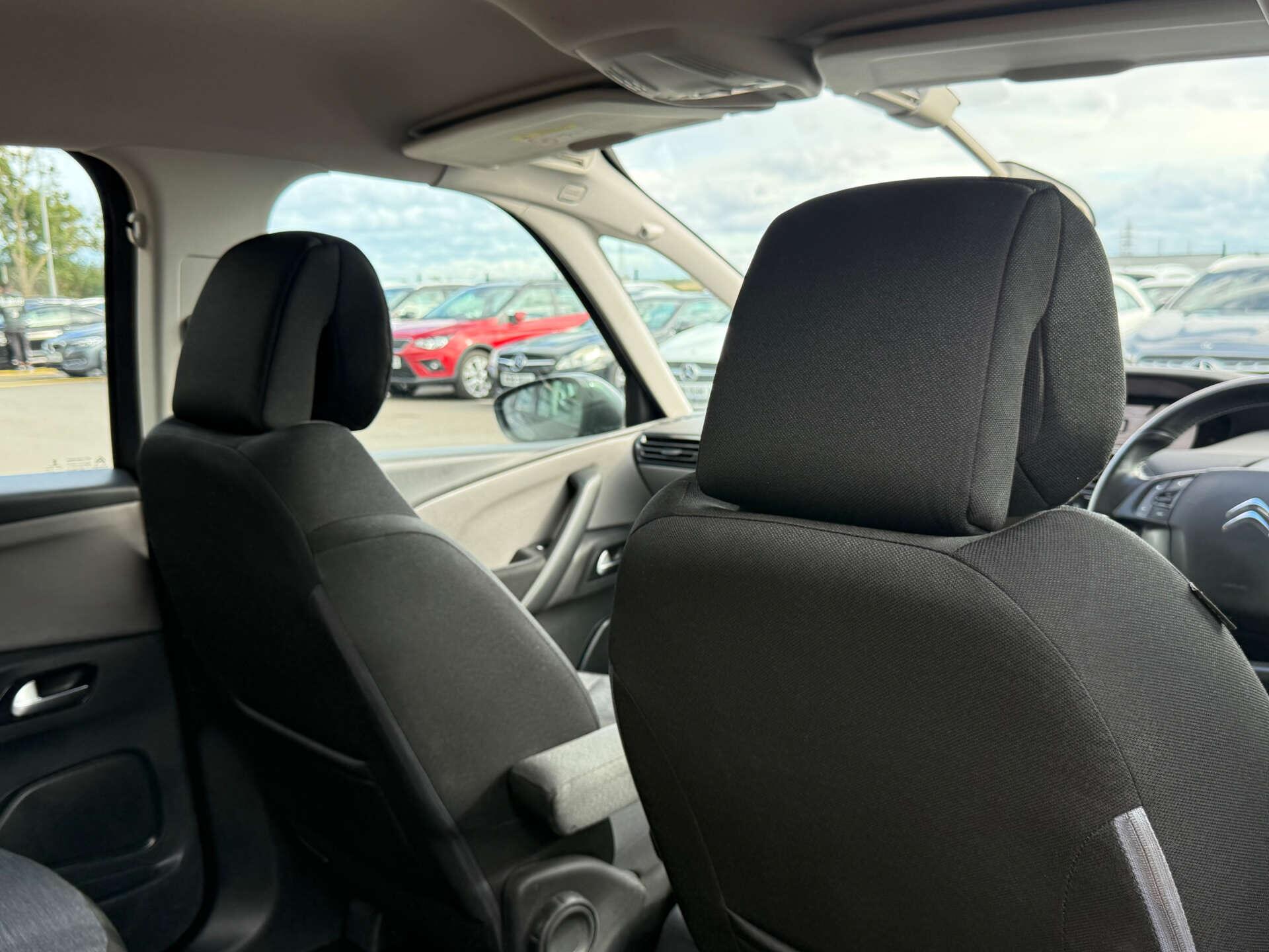 Citroen Grand C4 Picasso view 59