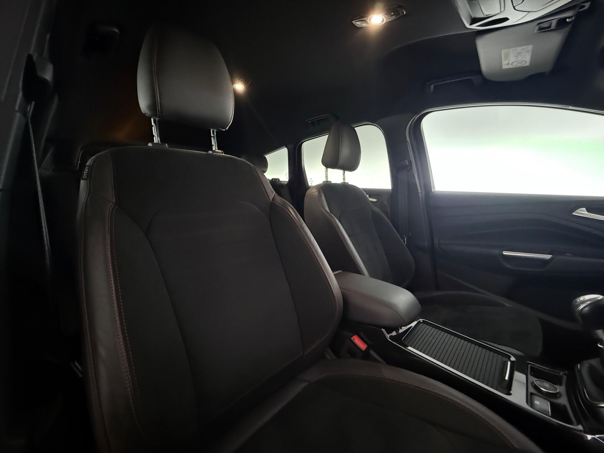 Ford Kuga view 30