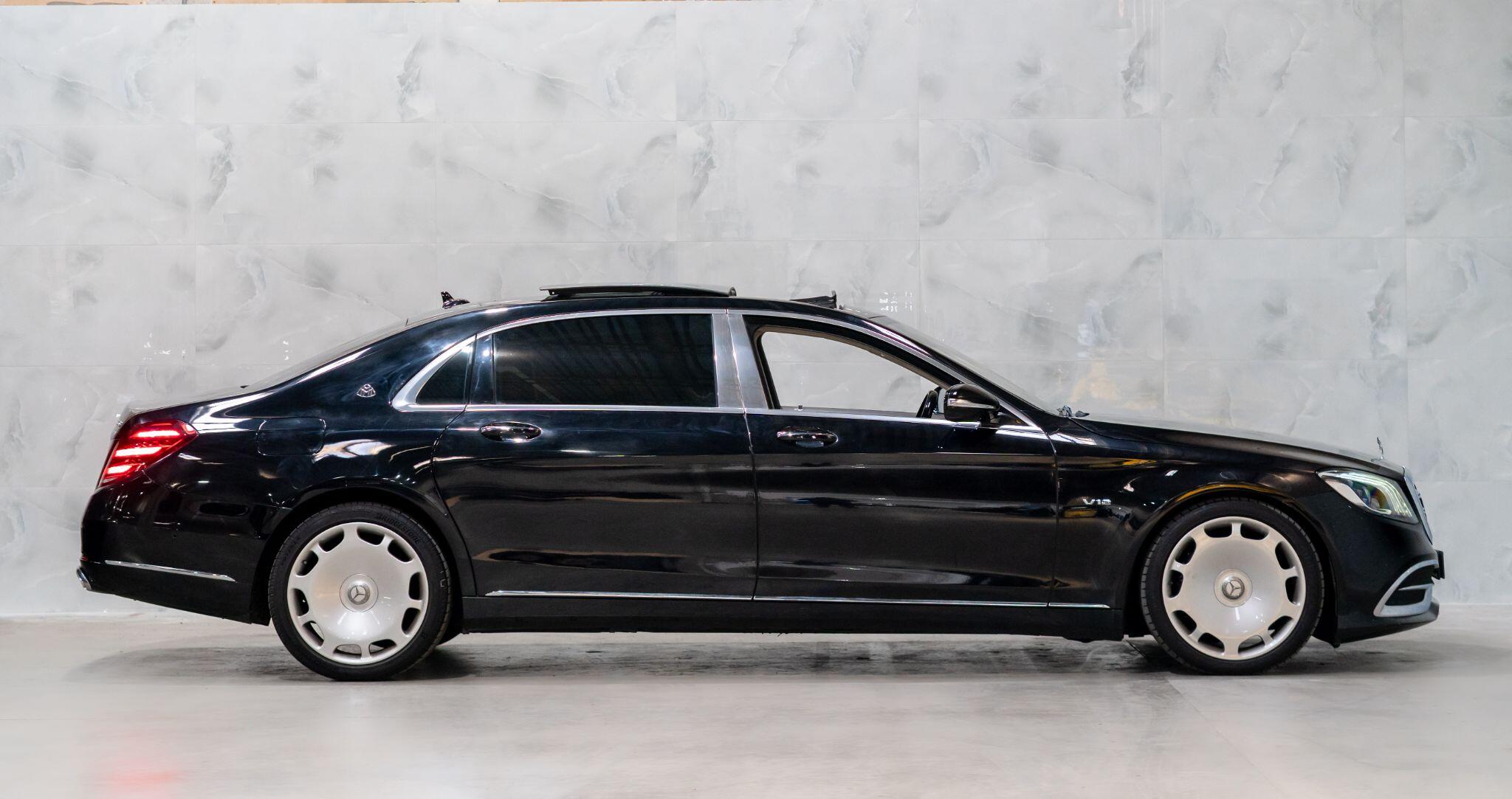 Mercedes-Benz S-Class view 9