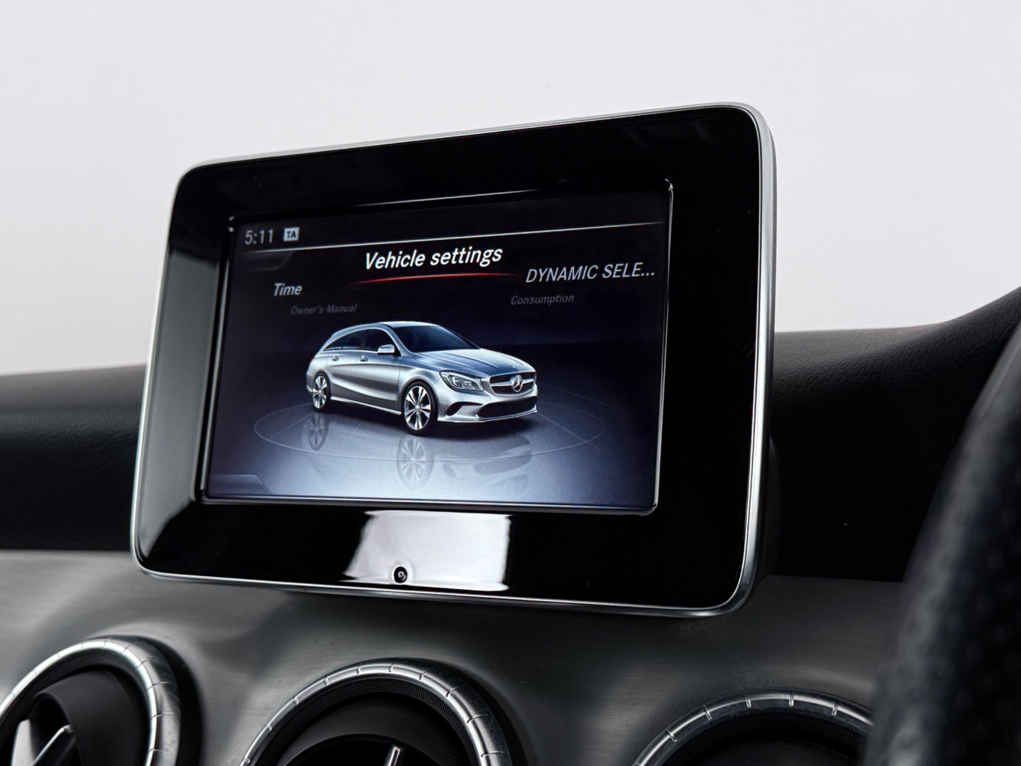Mercedes-Benz Cla view 20